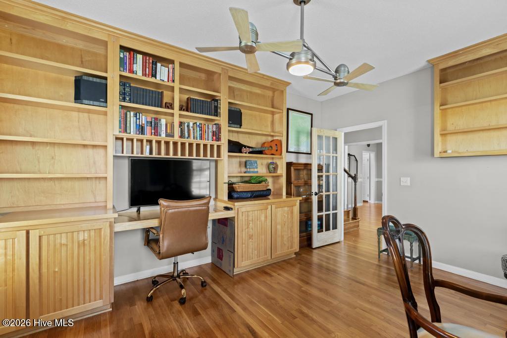 100564951 | Photo 10