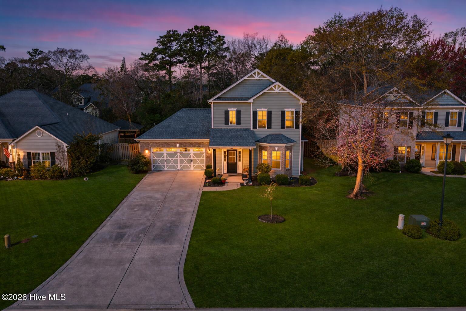 100565023 | Photo 43