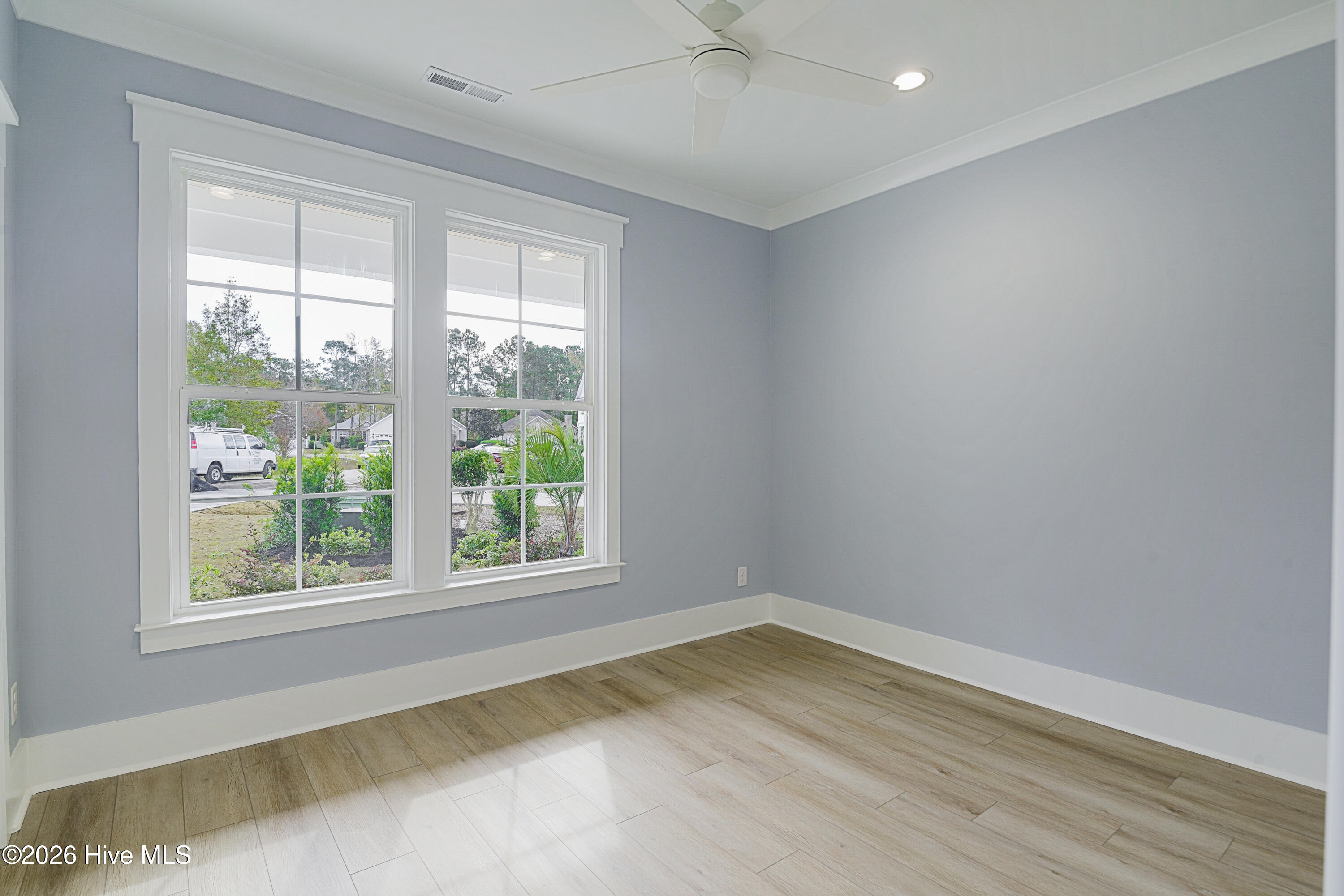 100547114 | Photo 13