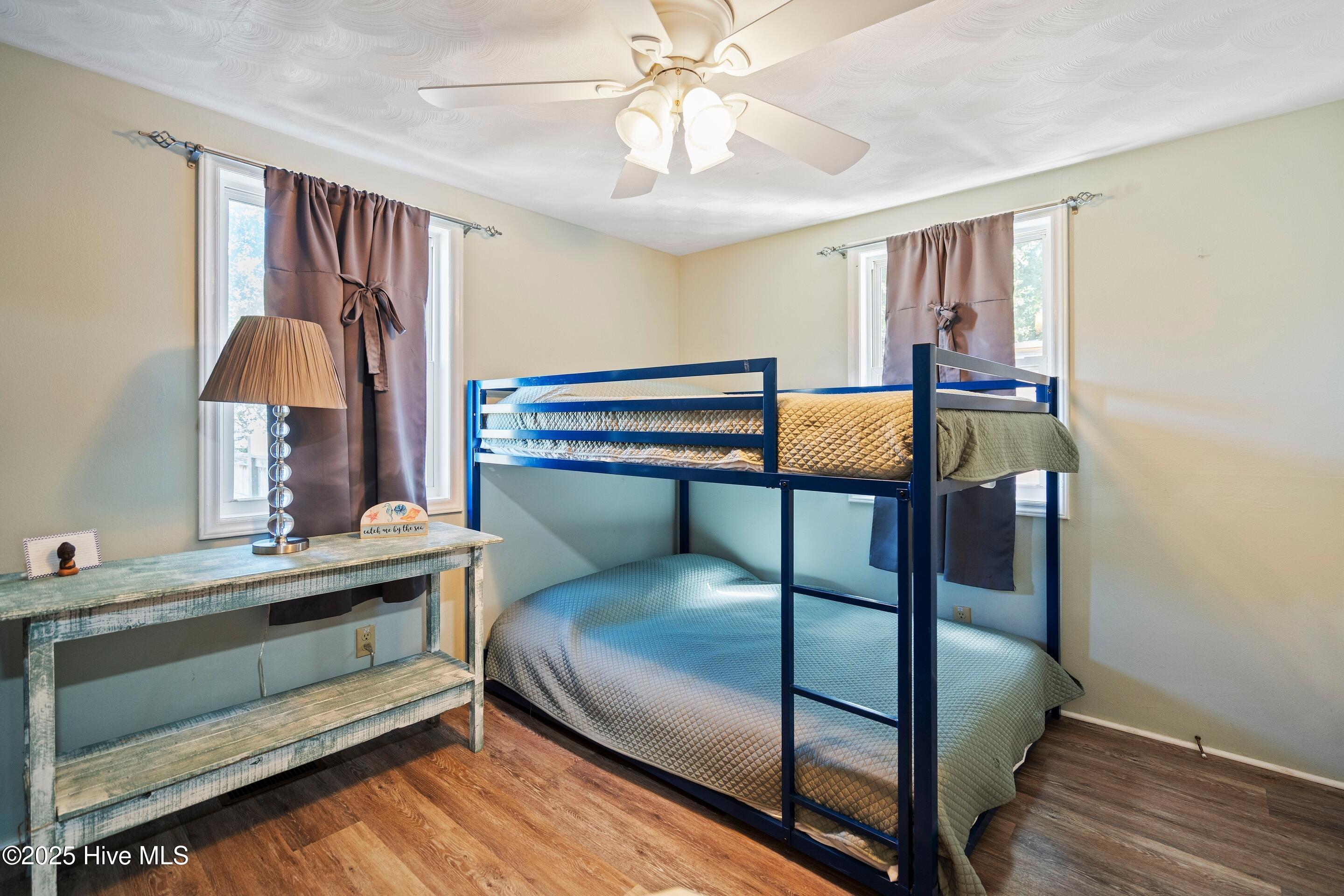 100535367 | Photo 14