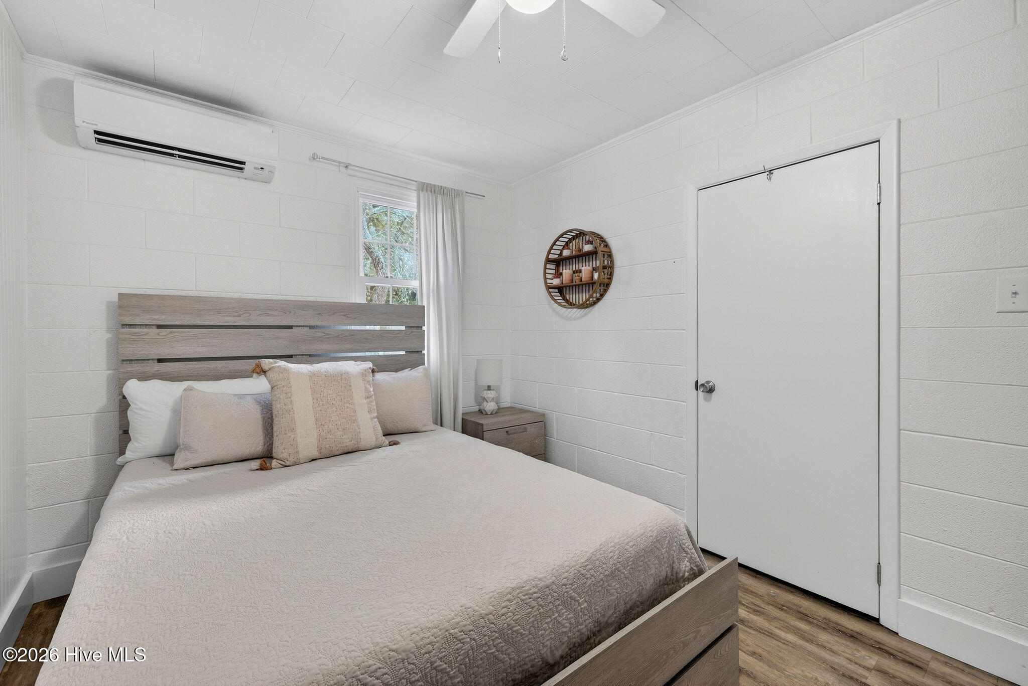 100553200 | Photo 21