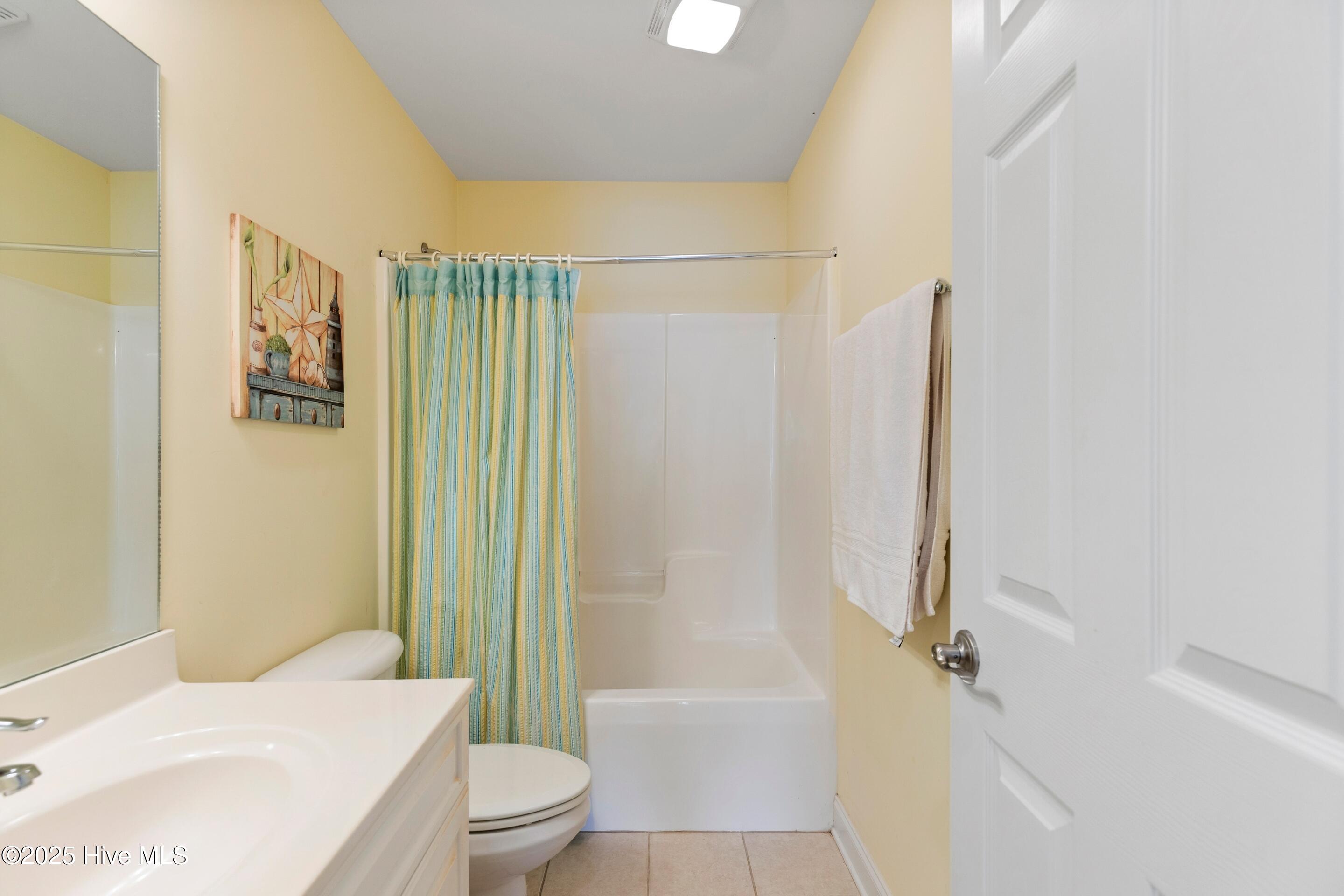 100538376 | Photo 49