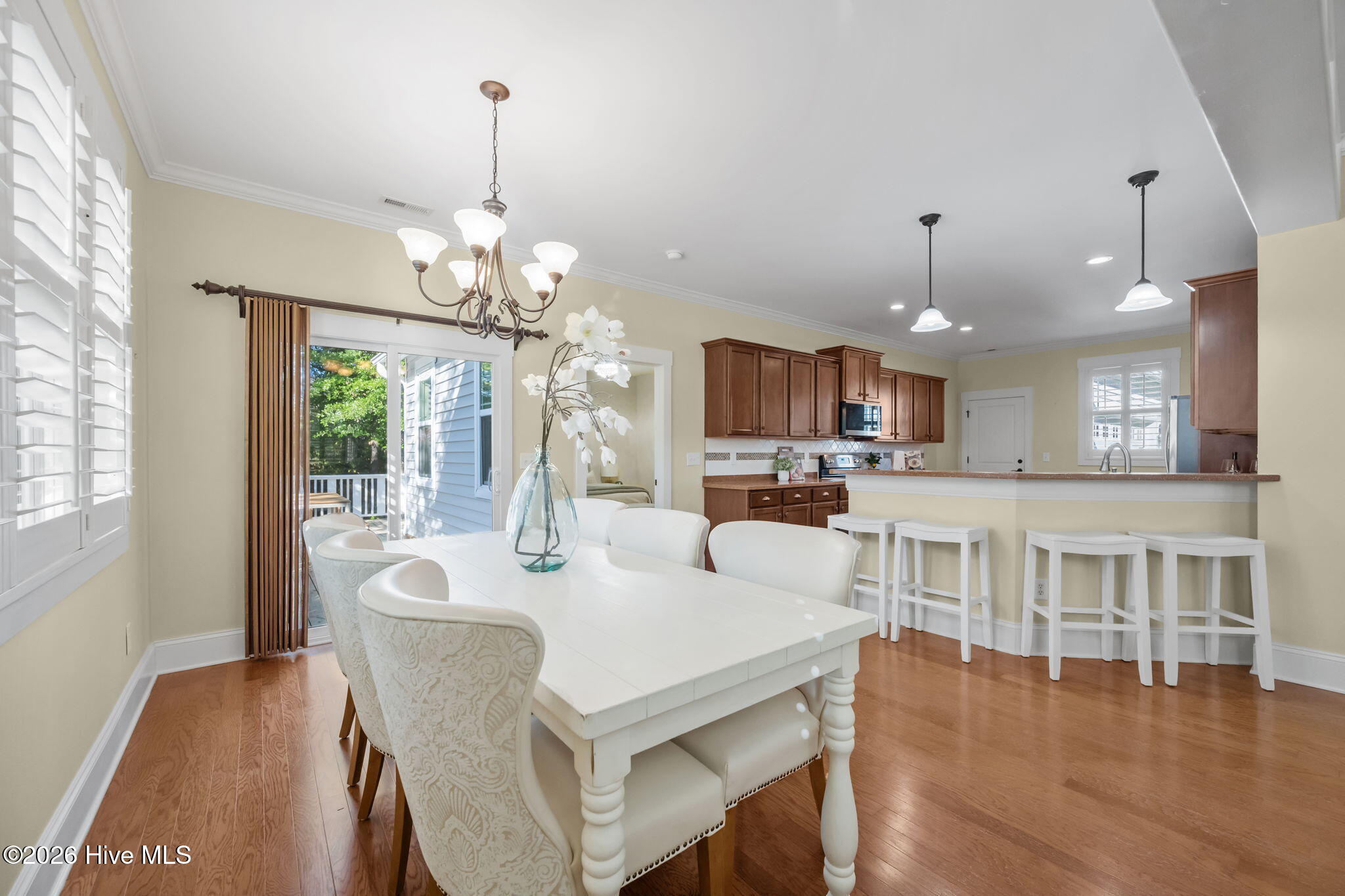 100569497 | Photo 10