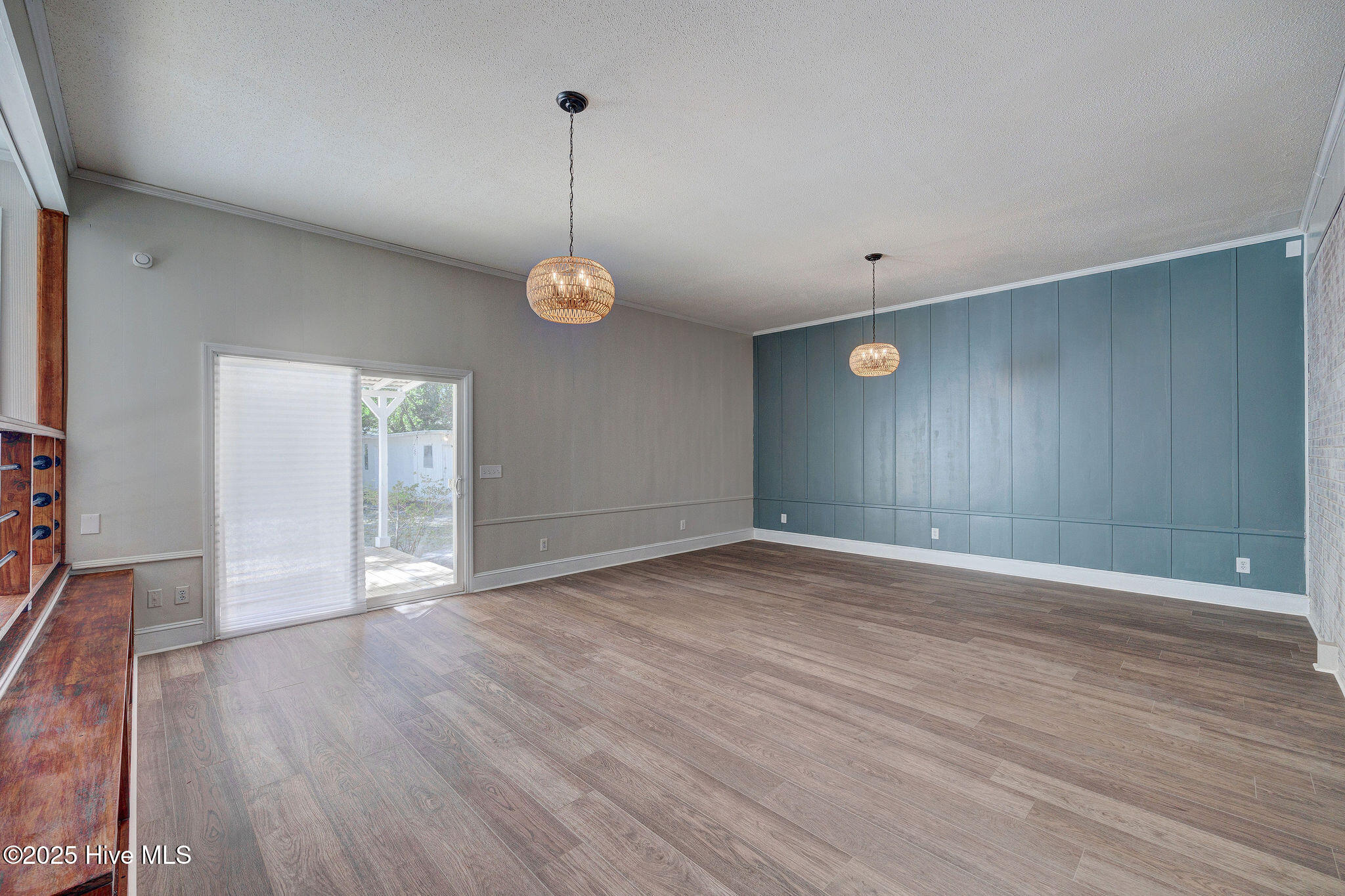 100534664 | Photo 21