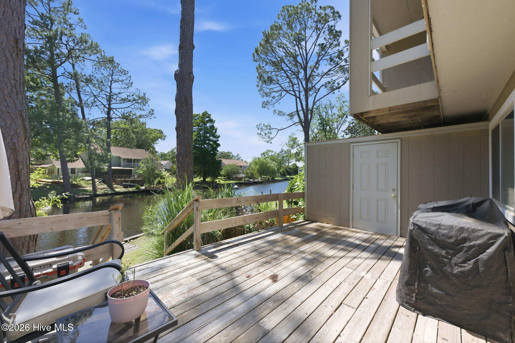 1st Floor Deck