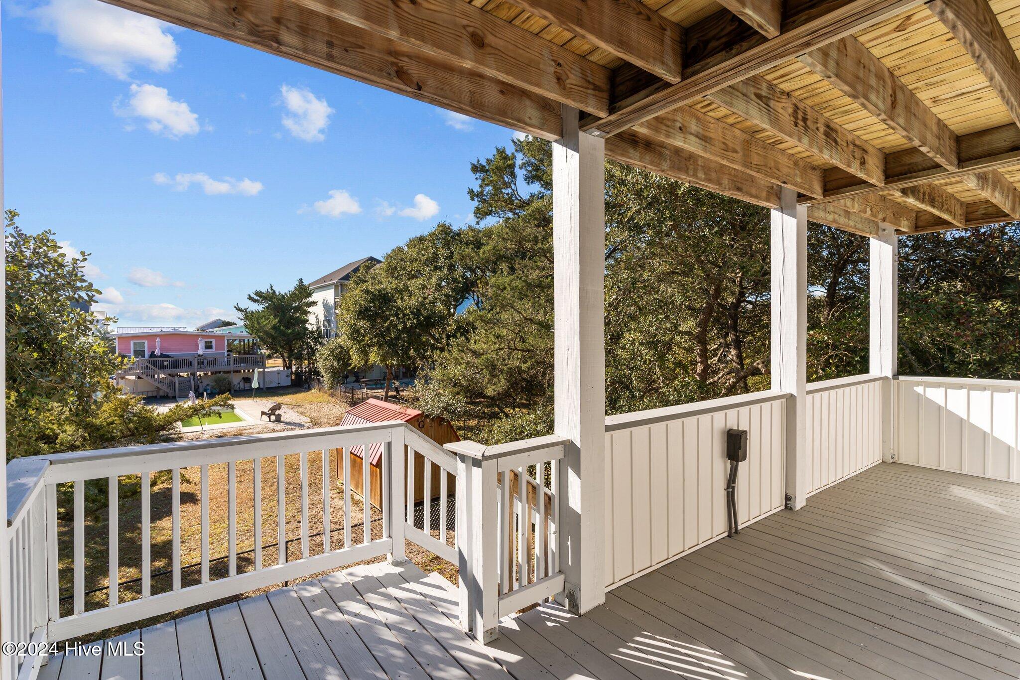 100480752 | Photo 41