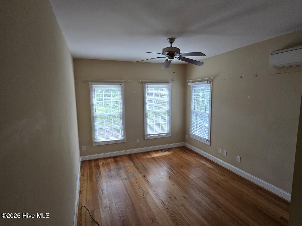 221 Pollock Street,New Bern