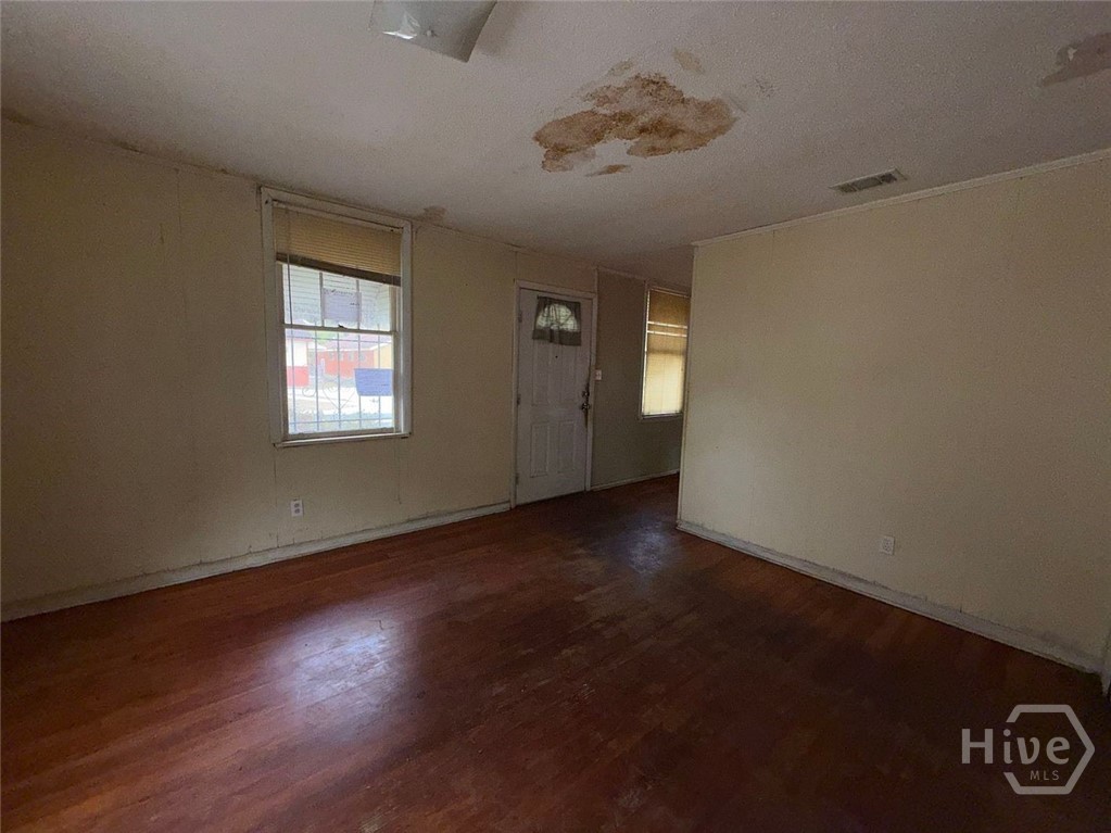 Homes for sale in Savannah, GA | 1307 Delesseps Ave, Savannah, GA 31404 | MLS# SA348951