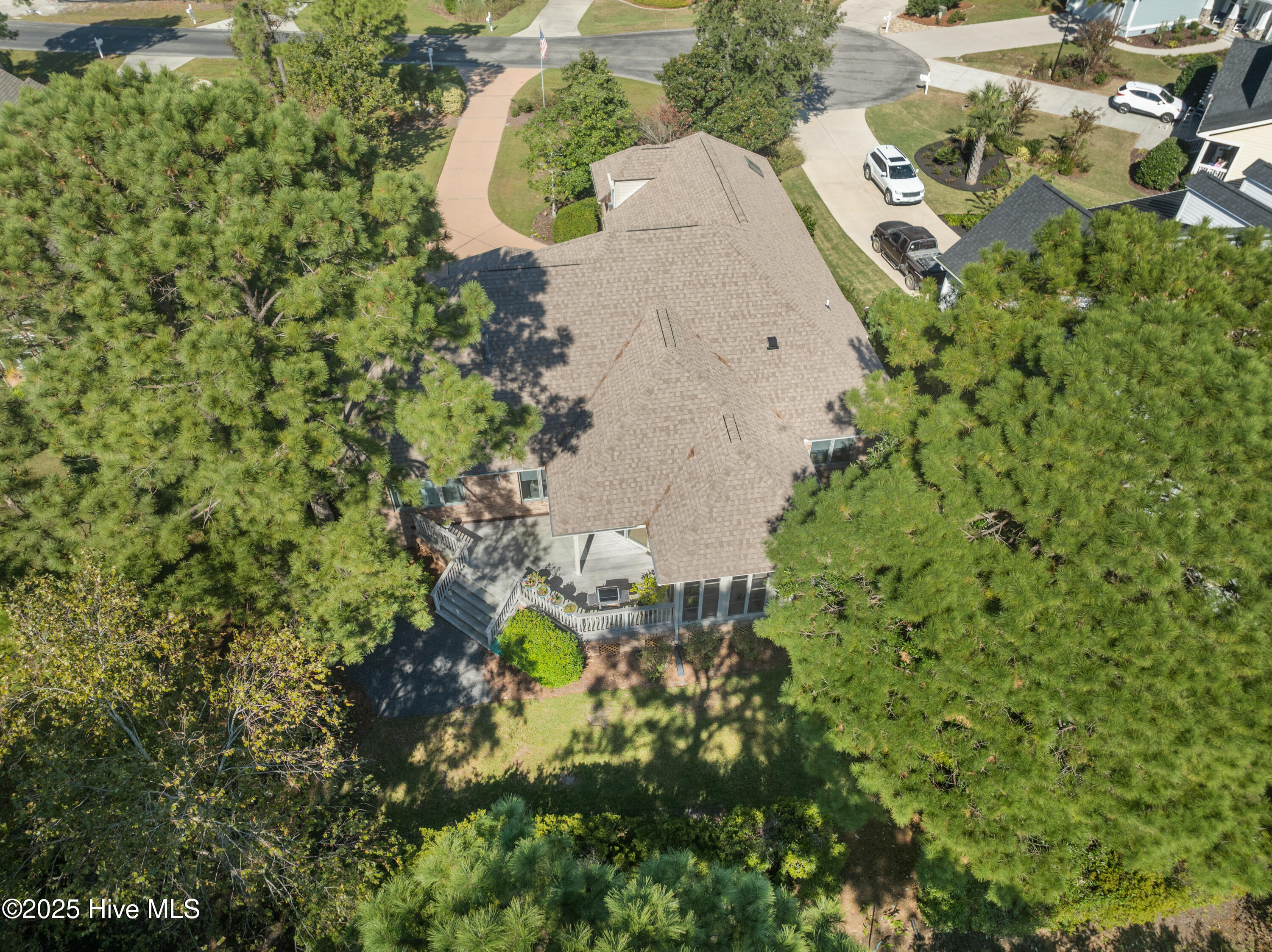 100516292 | Photo 53