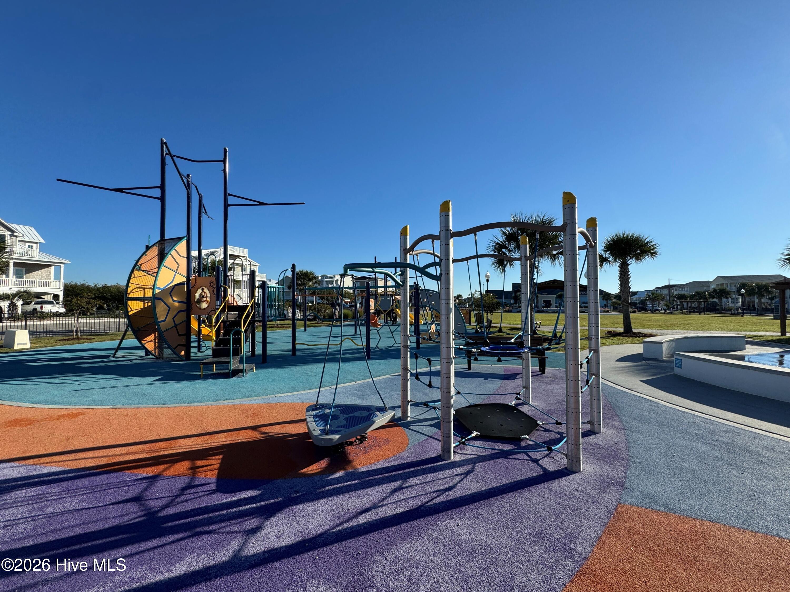 100547923 | Photo 45