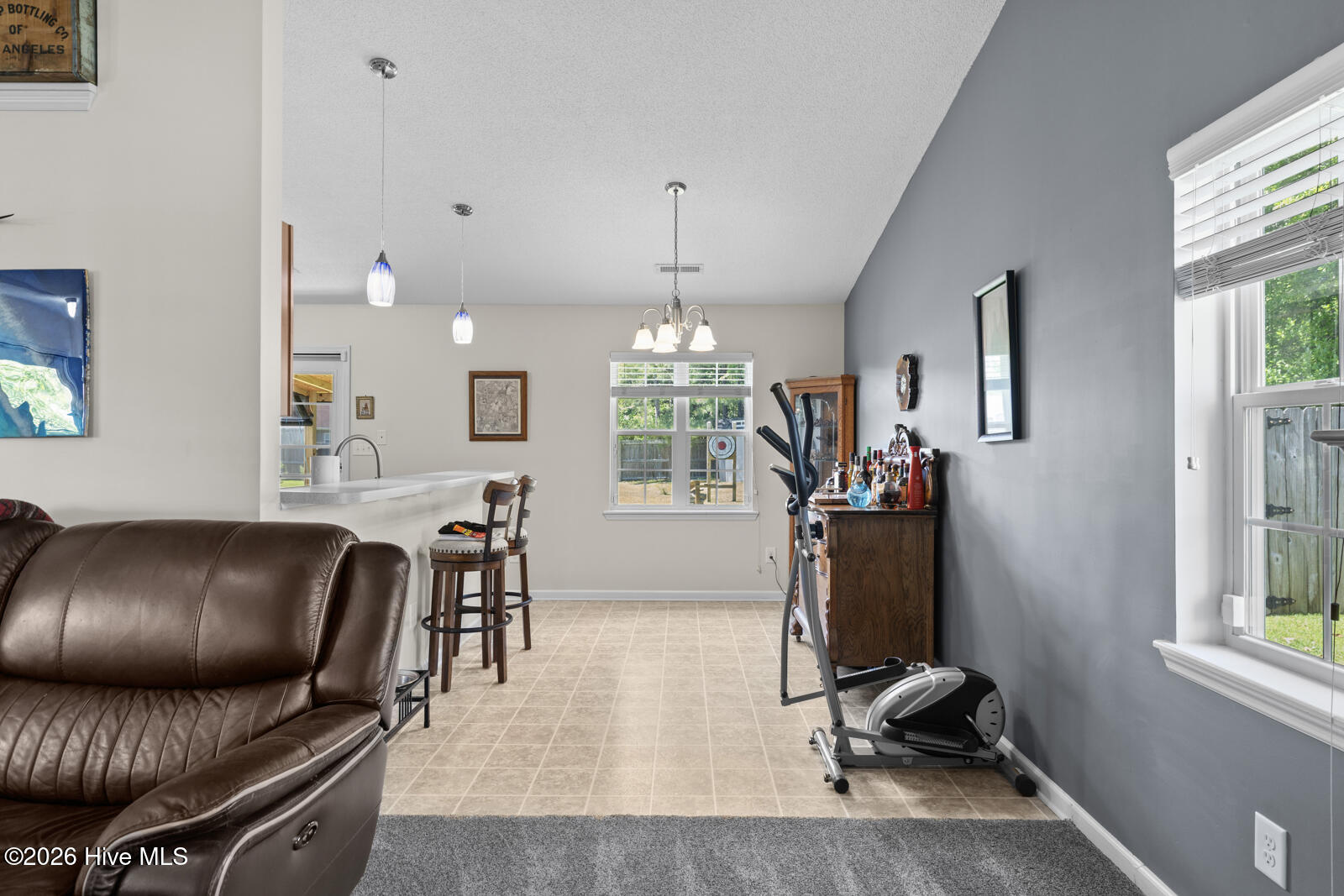 100568558 | Photo 10