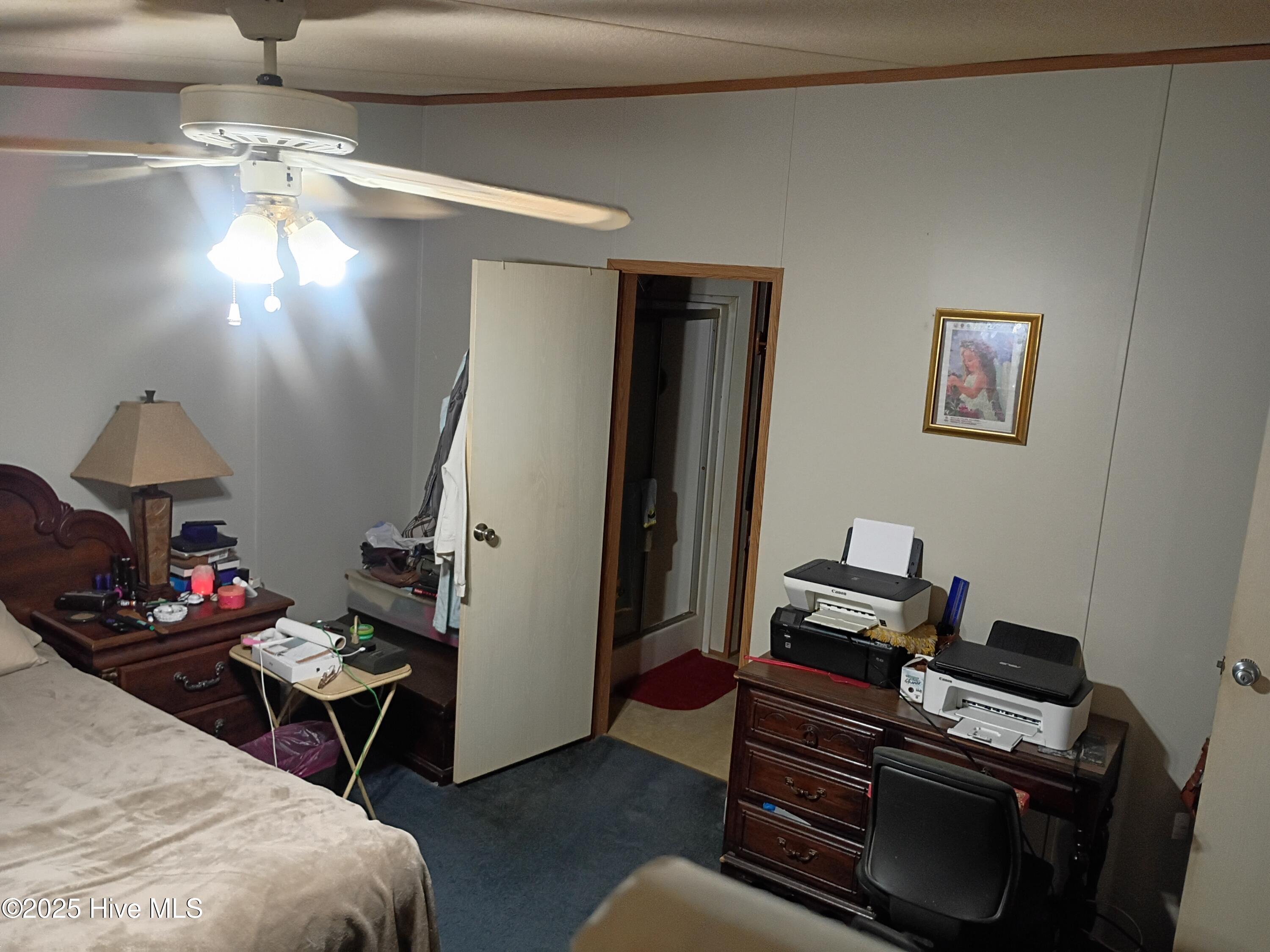 100522957 | Photo 24