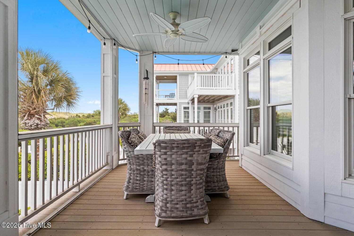 100566570 | Photo 20