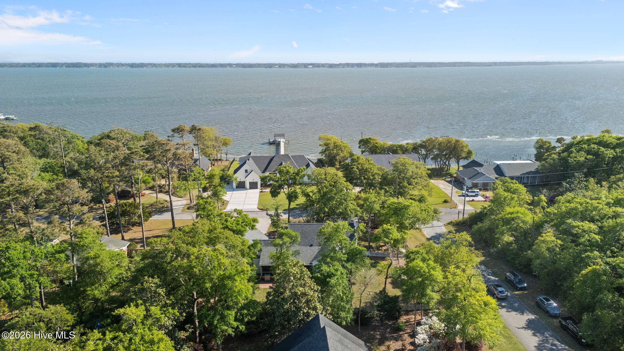 218 Lands End Road,Morehead City
