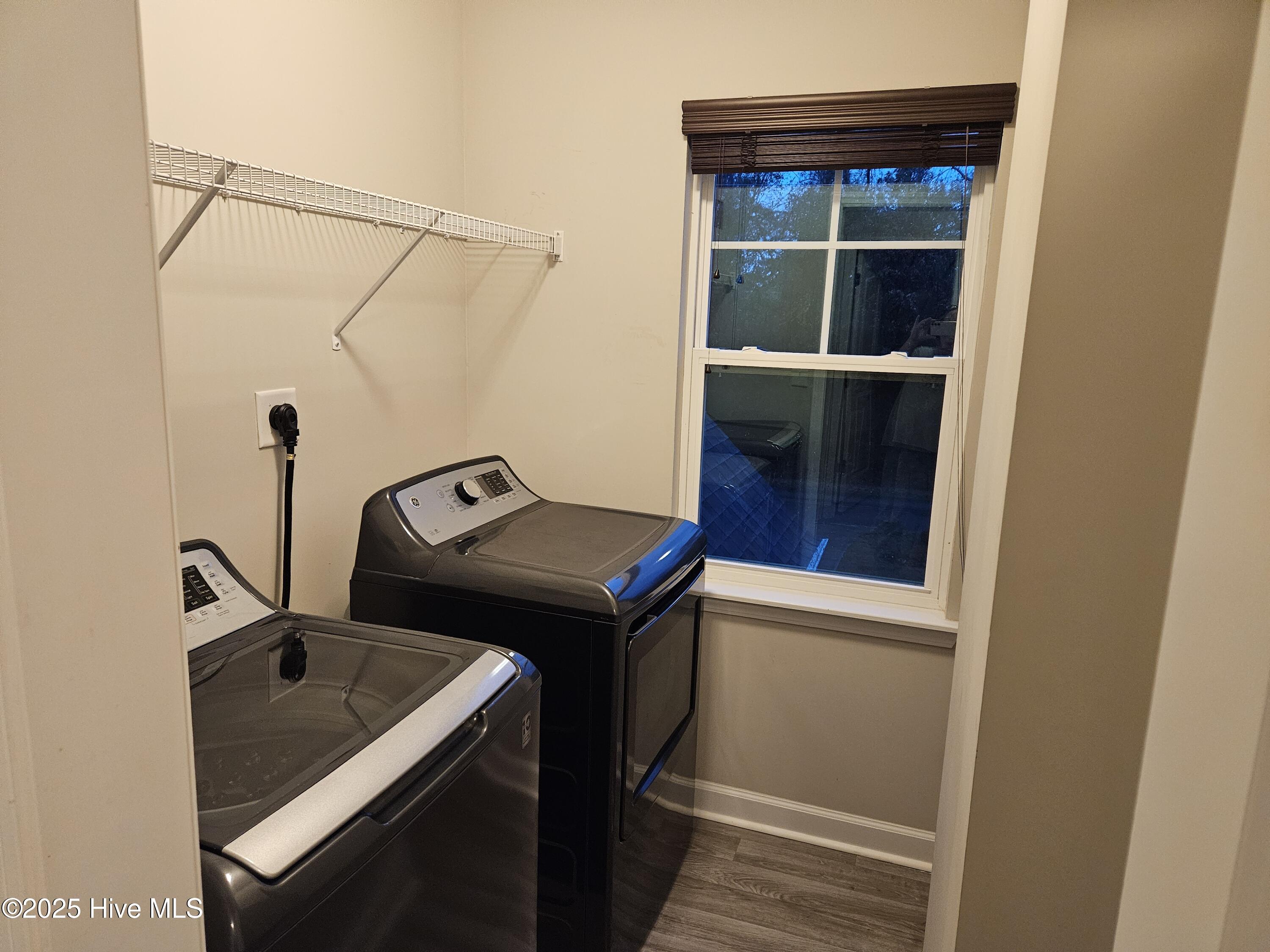 100539079 | Photo 28