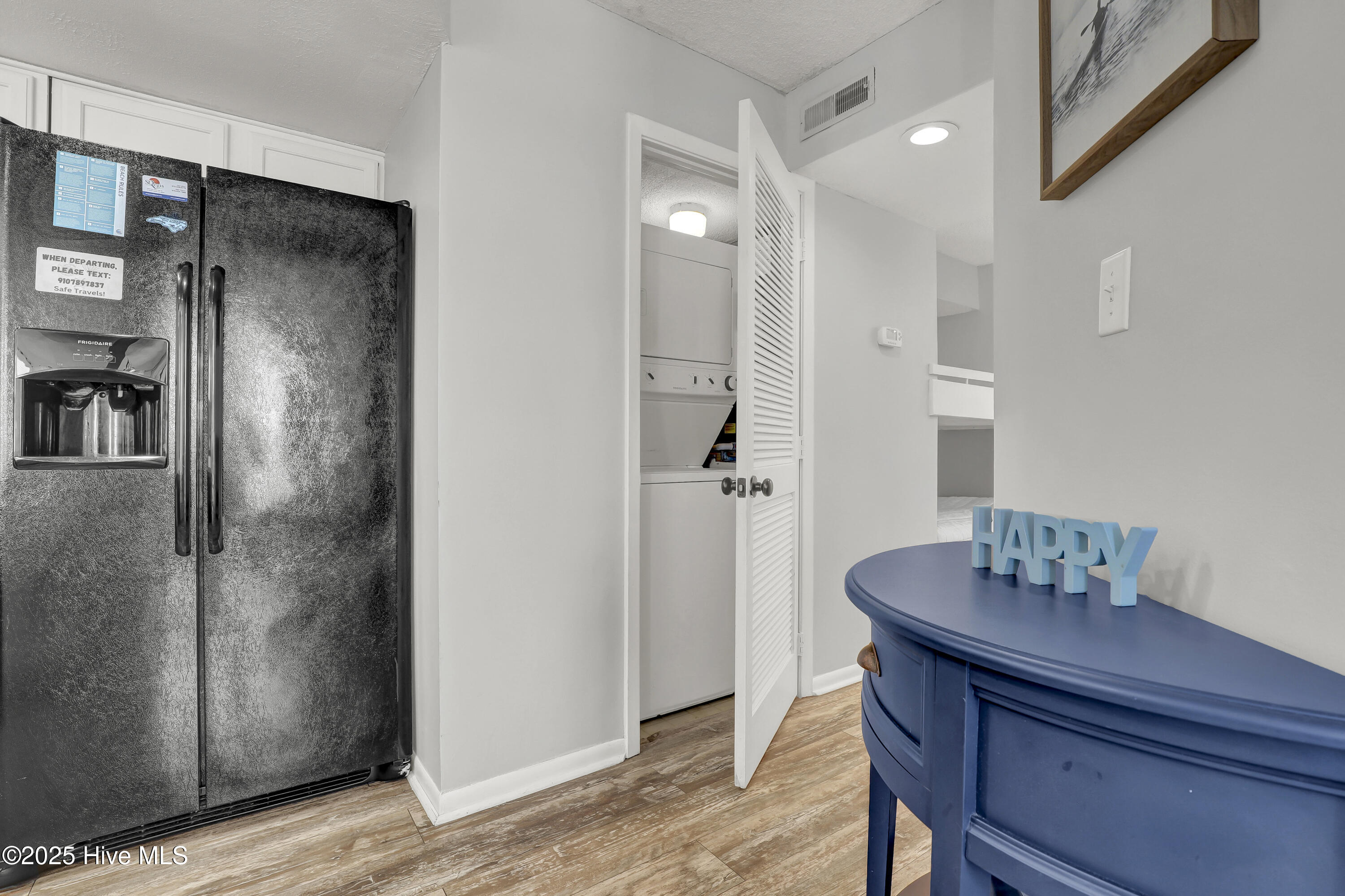 100520524 | Photo 15