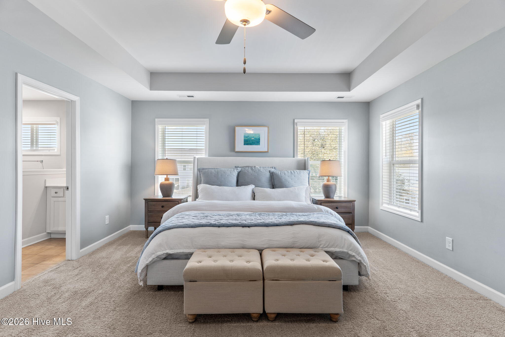 100557383 | Photo 26