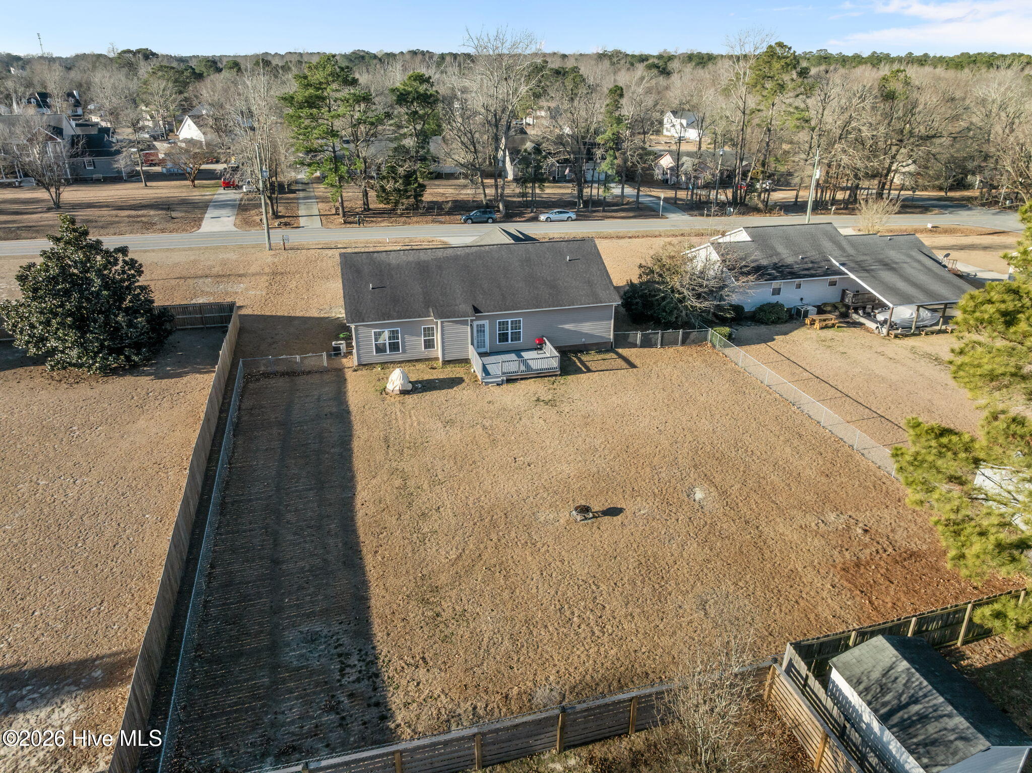 100565561 | Photo 49