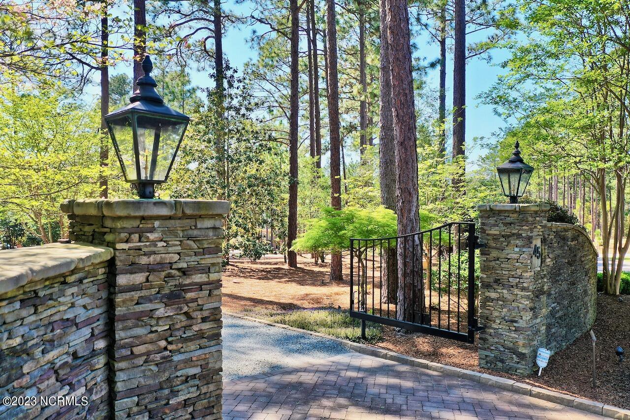 Homes for sale in Pinehurst, NC | 45 Chestertown Dr, Pinehurst, NC 28374 | MLS# 100500878