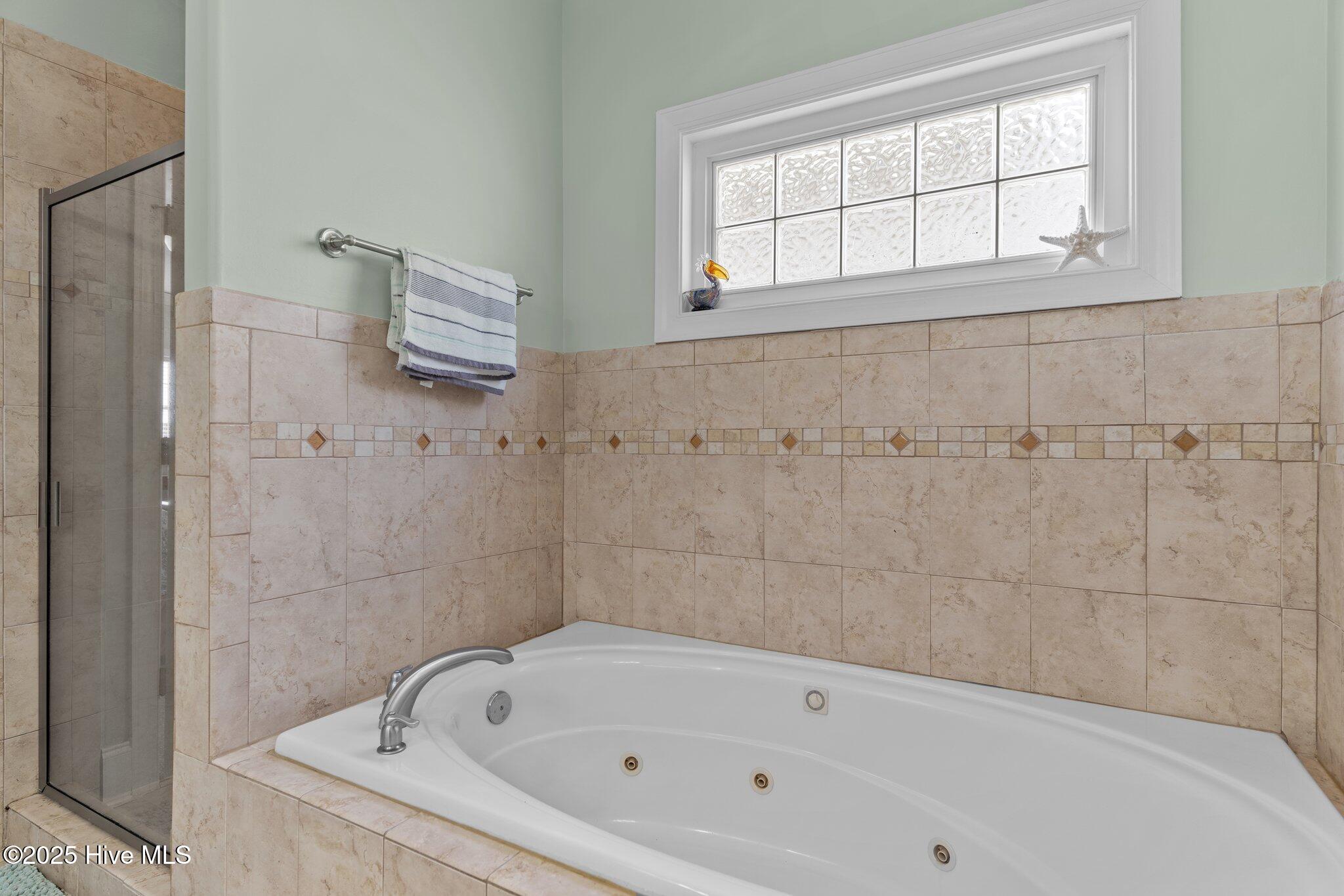 100547030 | Photo 62