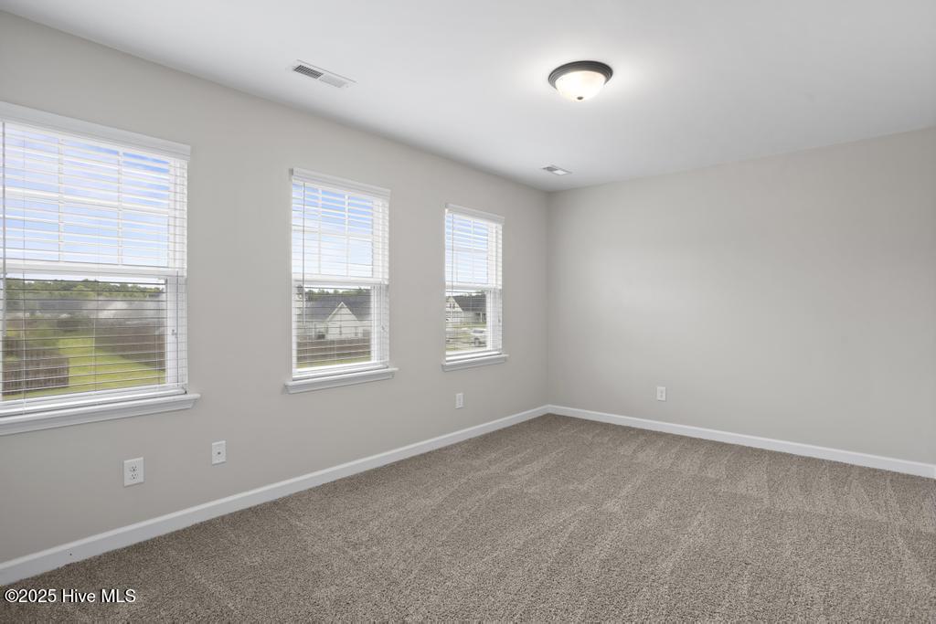 100539489 | Photo 17