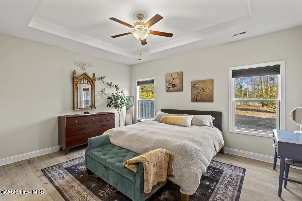 100554111 | Photo 17