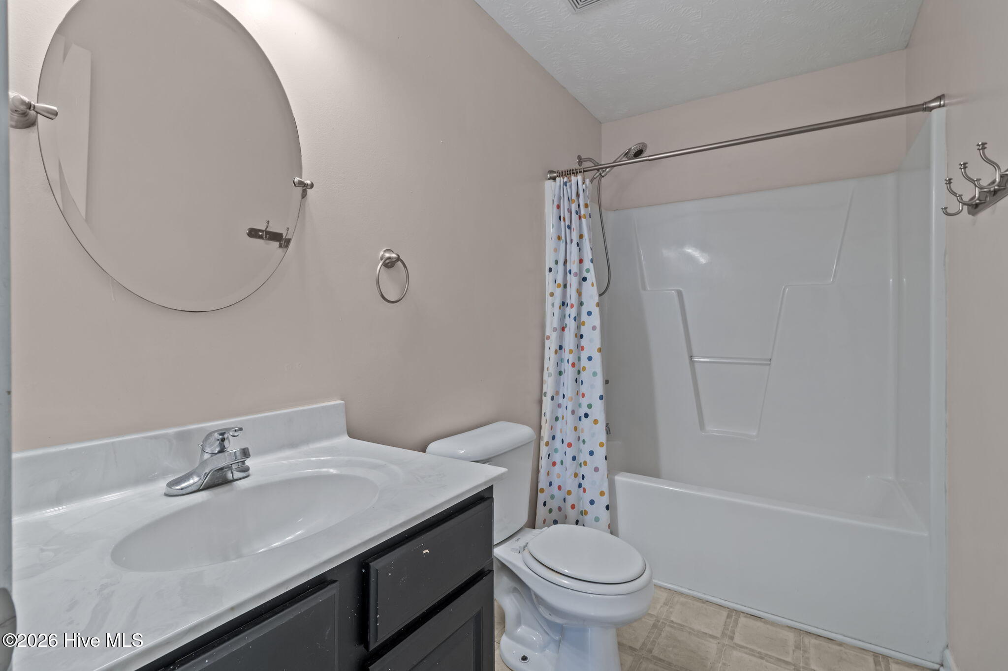 100561399 | Photo 20