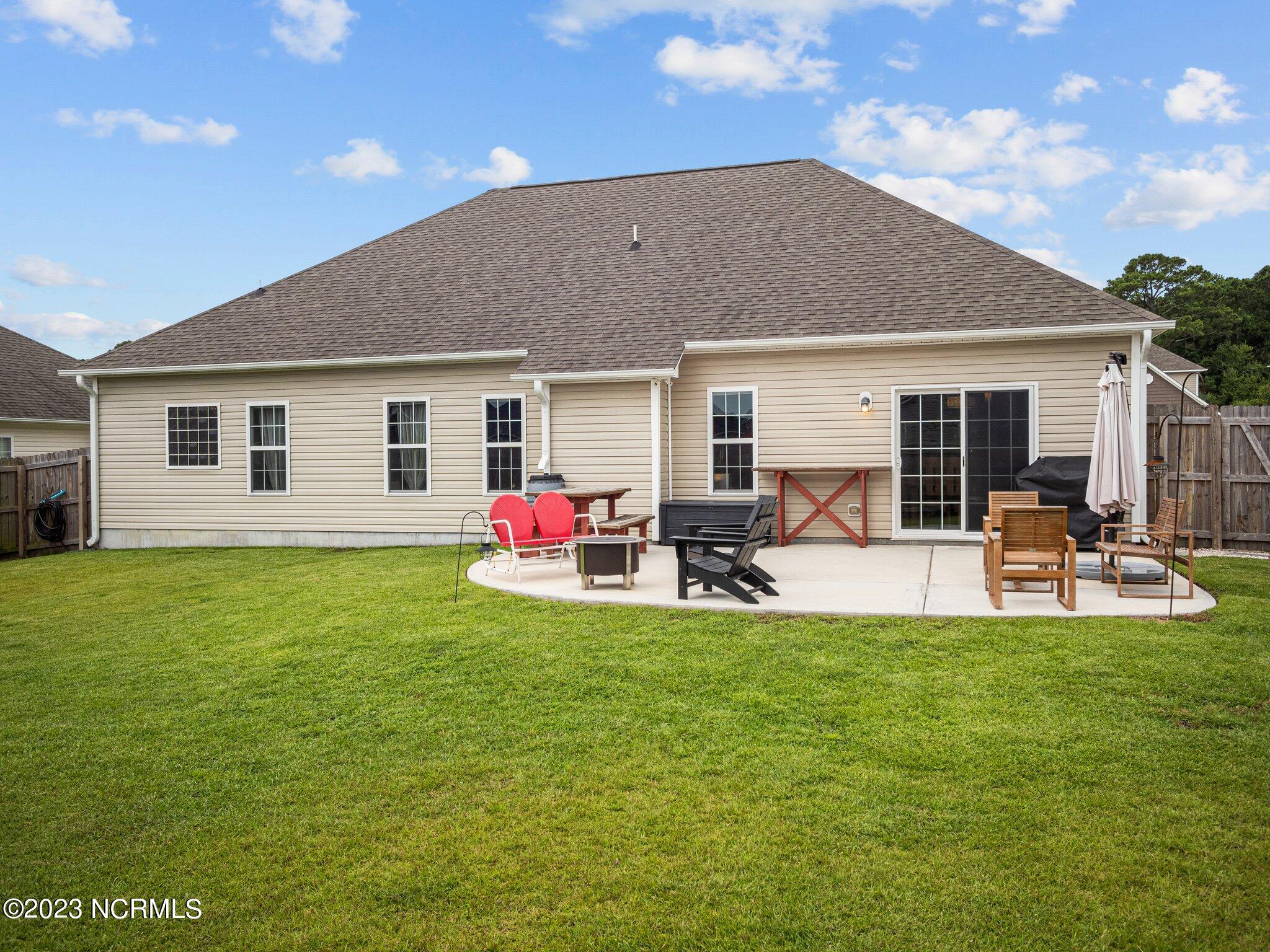 100552658 | Photo 11