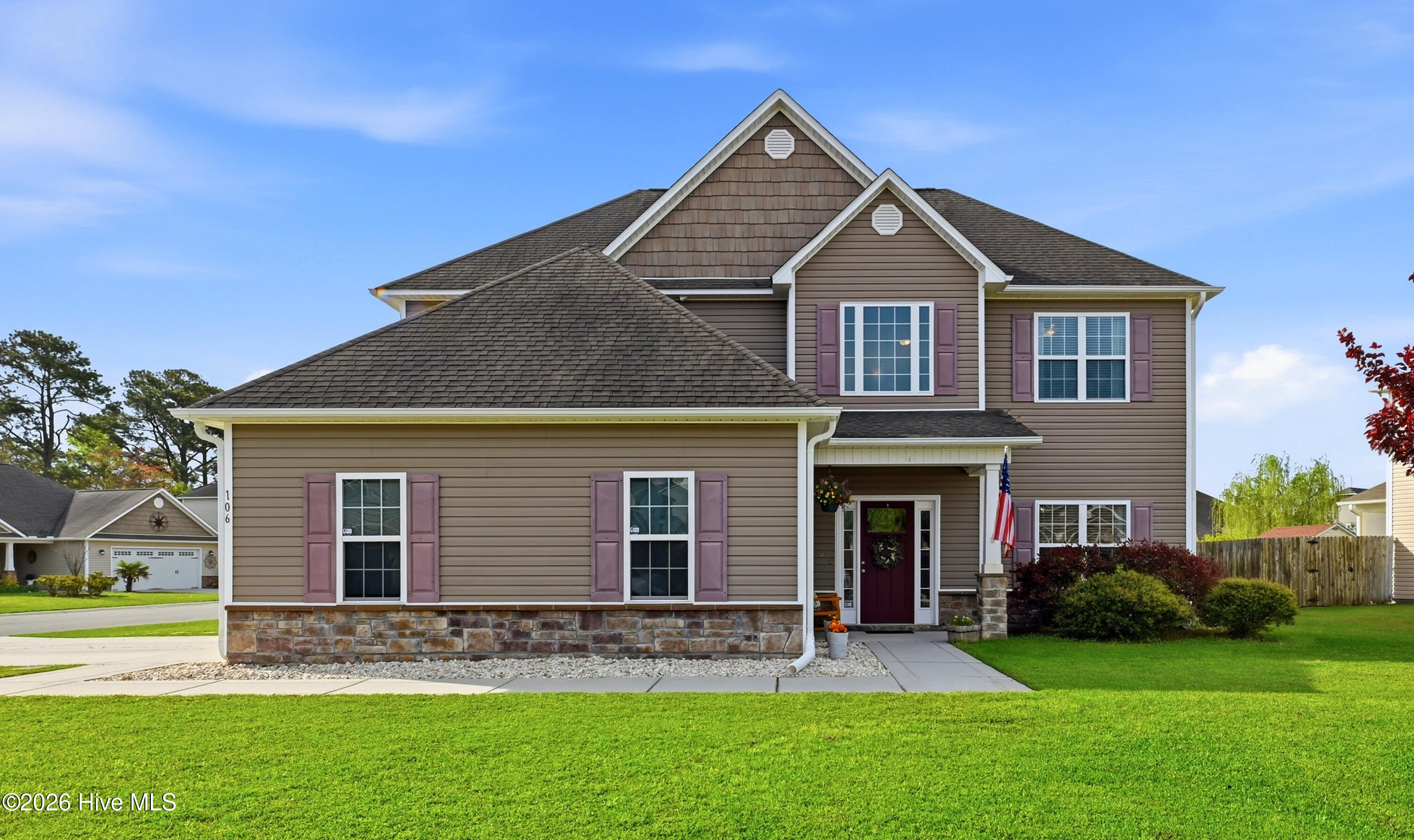 100565426 | Photo 43