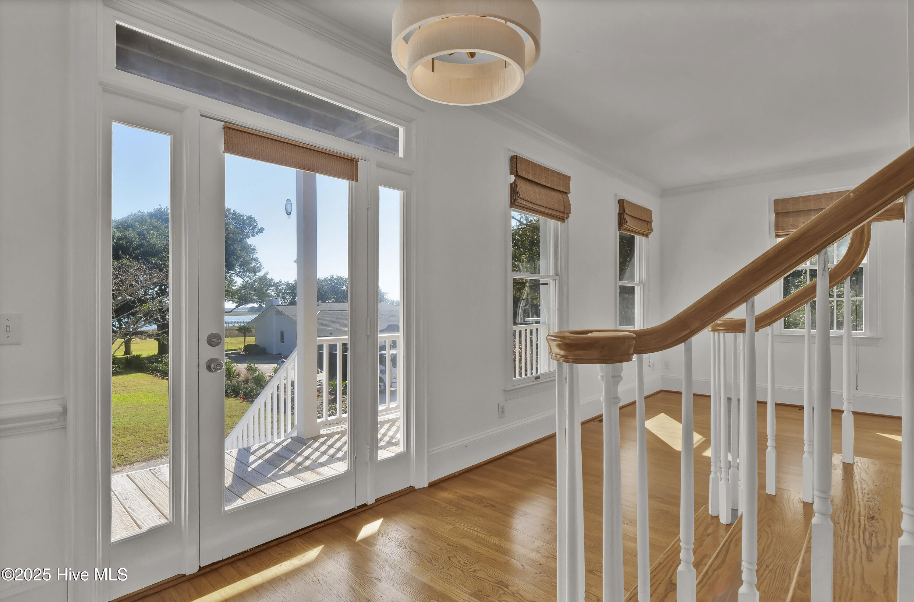 100540971 | Photo 11