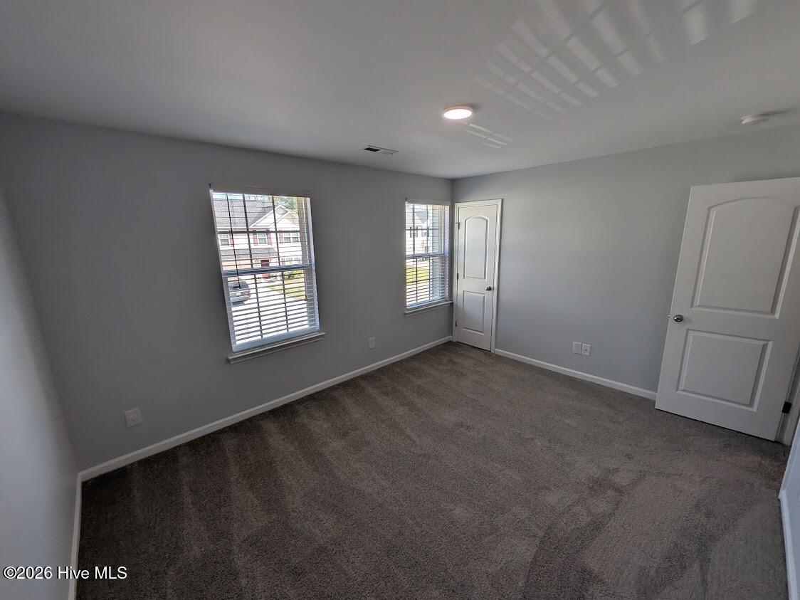 100566227 | Photo 15