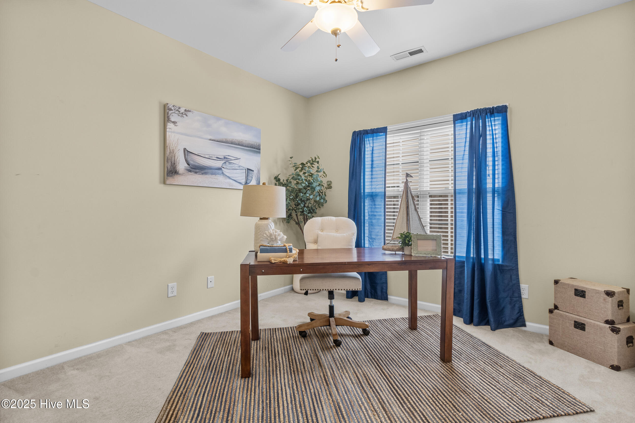 100536590 | Photo 20