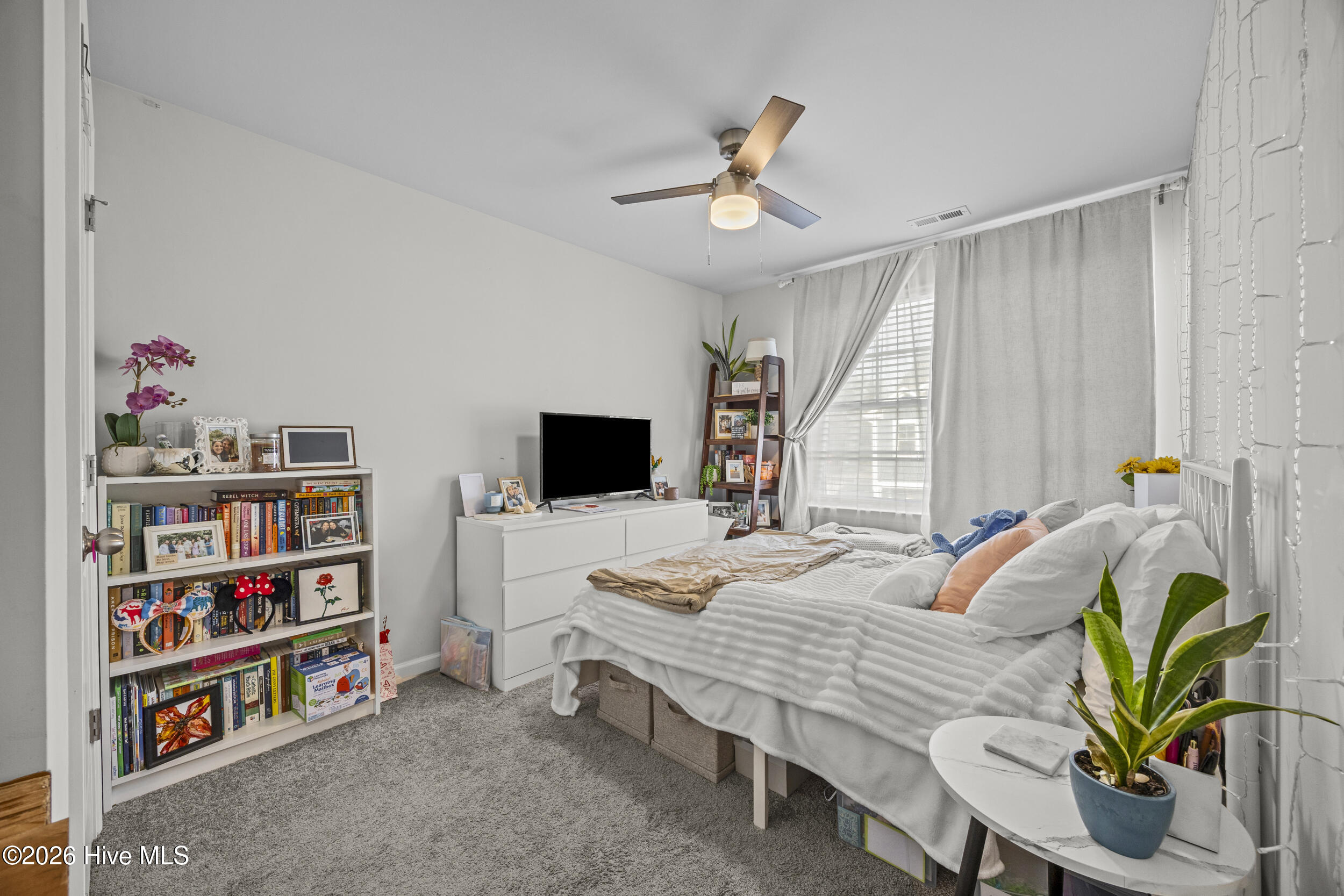 100554474 | Photo 27