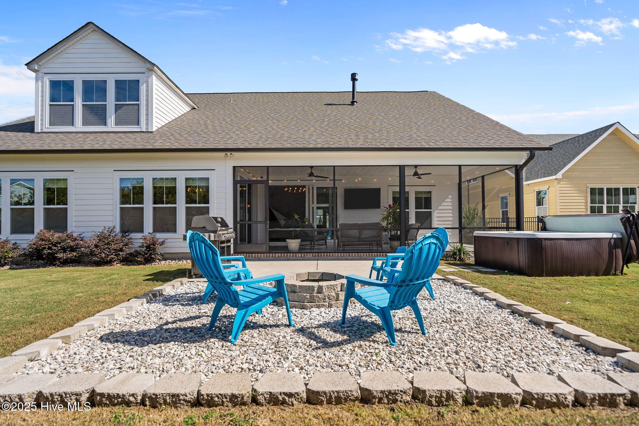 100536162 | Photo 55