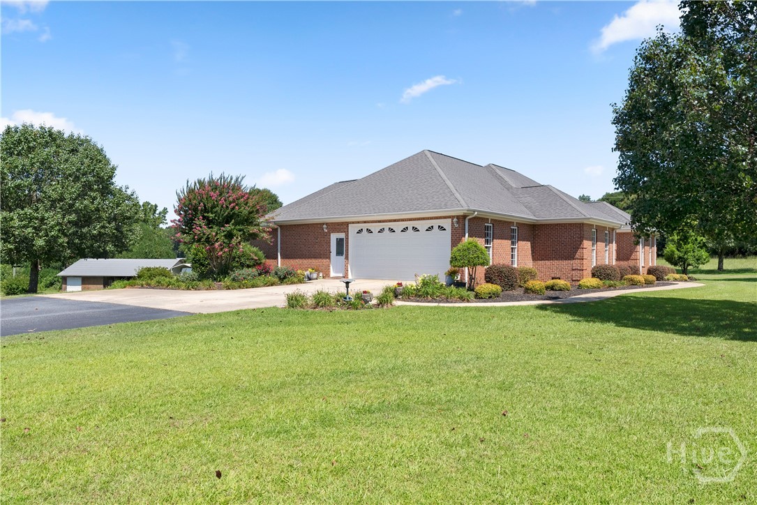 1121 Beacon Light Road