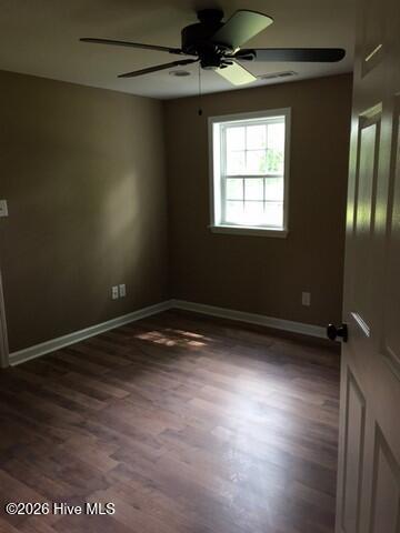 100565407 | Photo 11