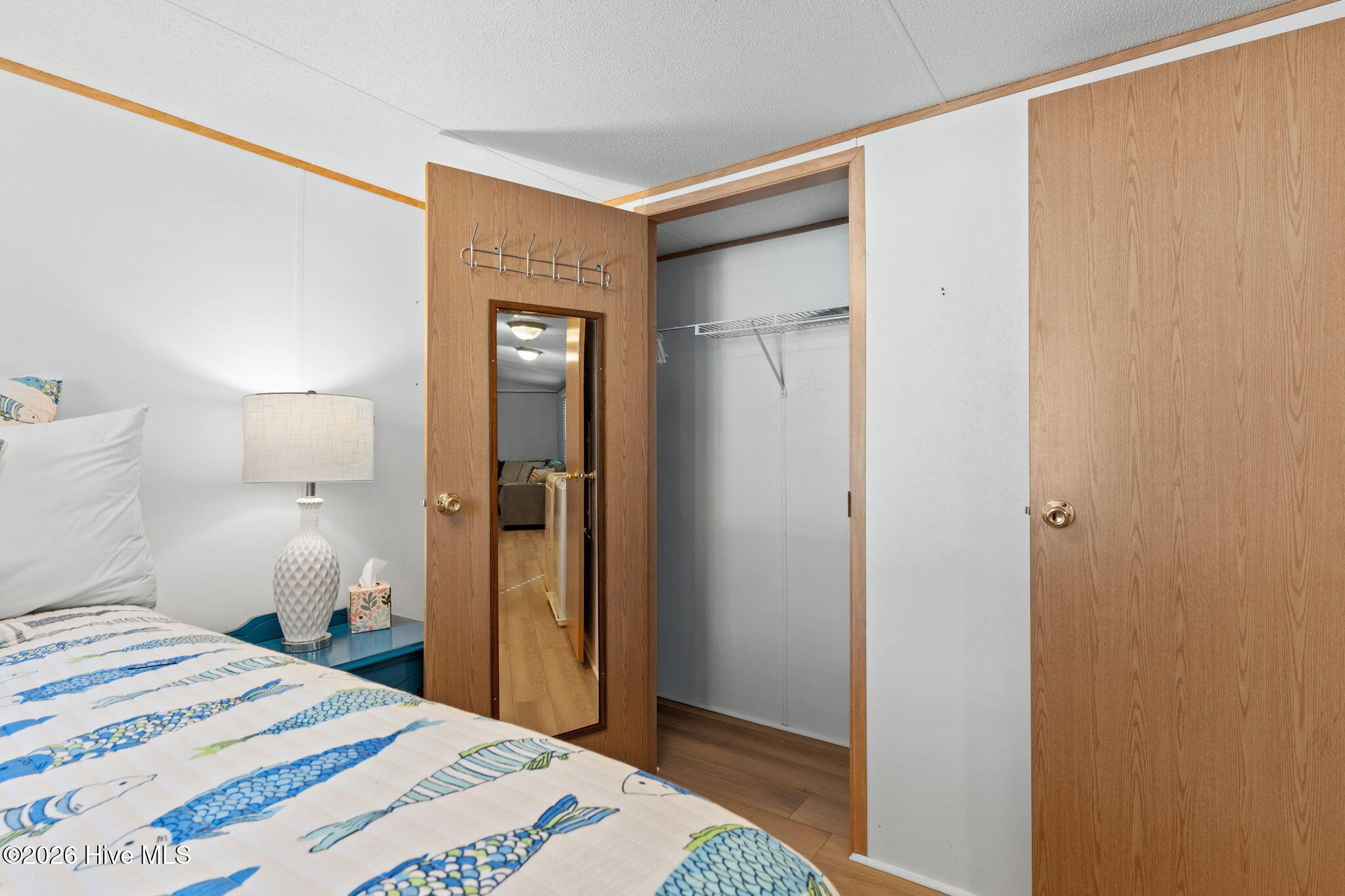 100551436 | Photo 16