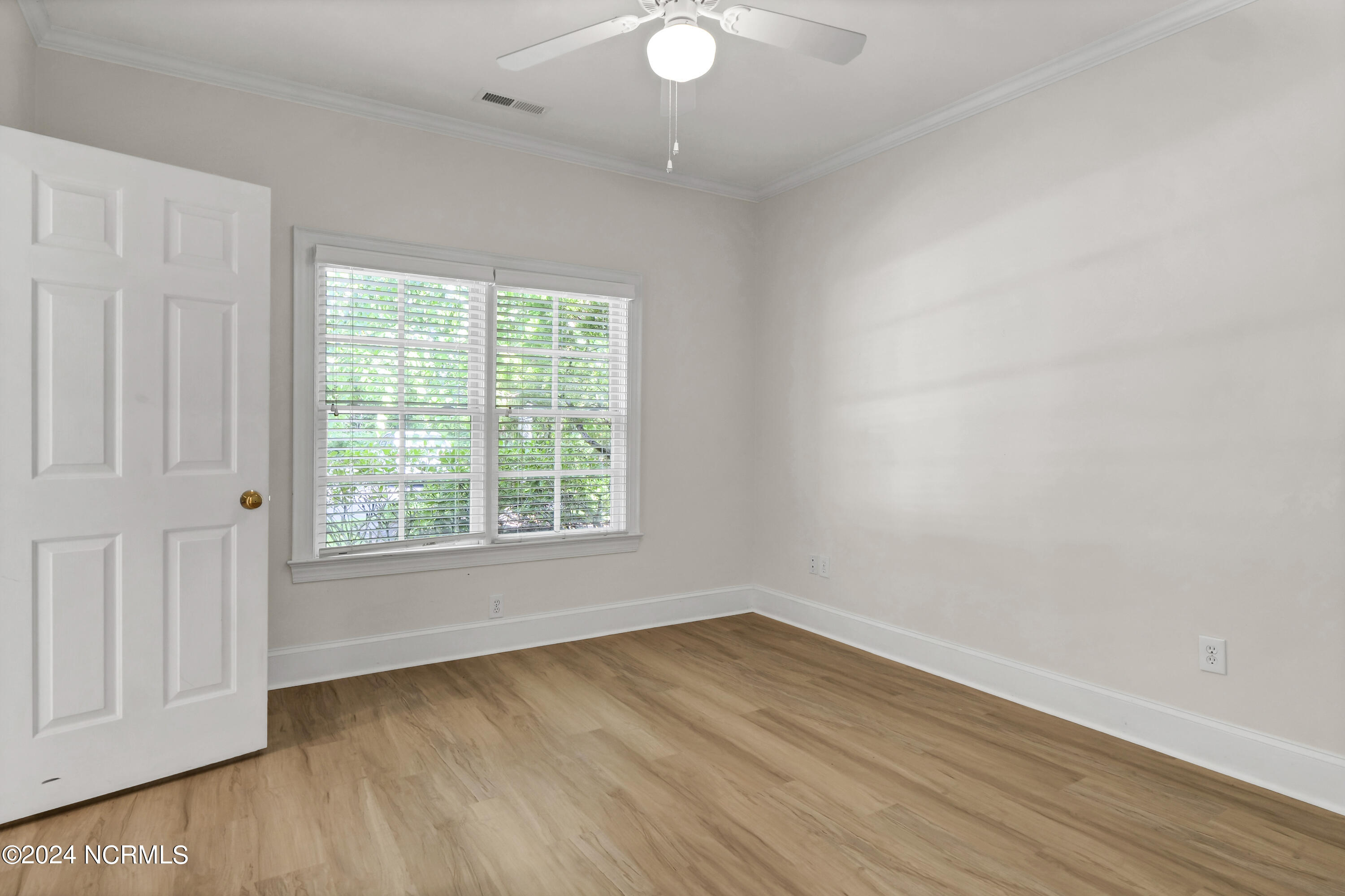 100544215 | Photo 22