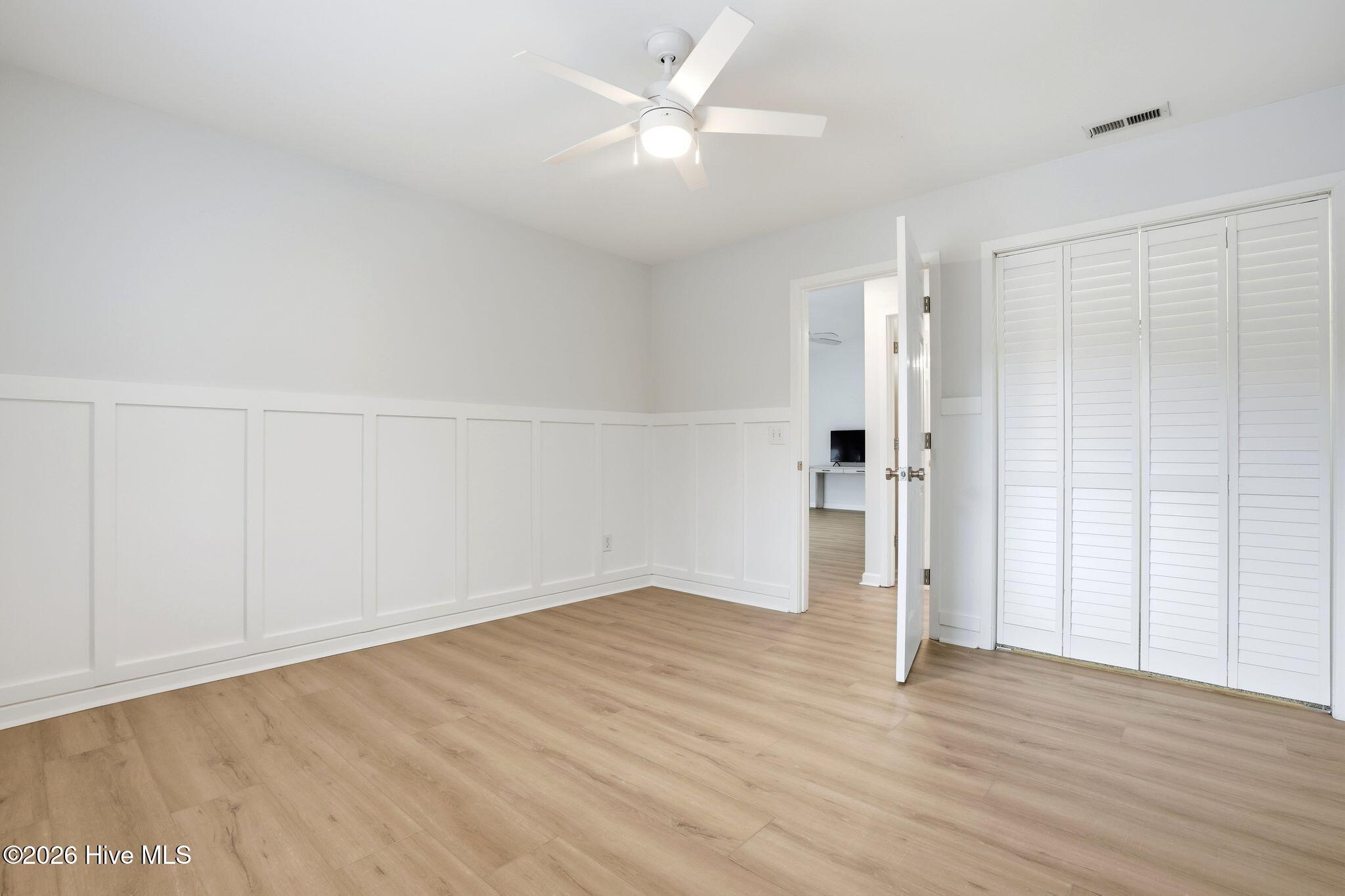 100555820 | Photo 27