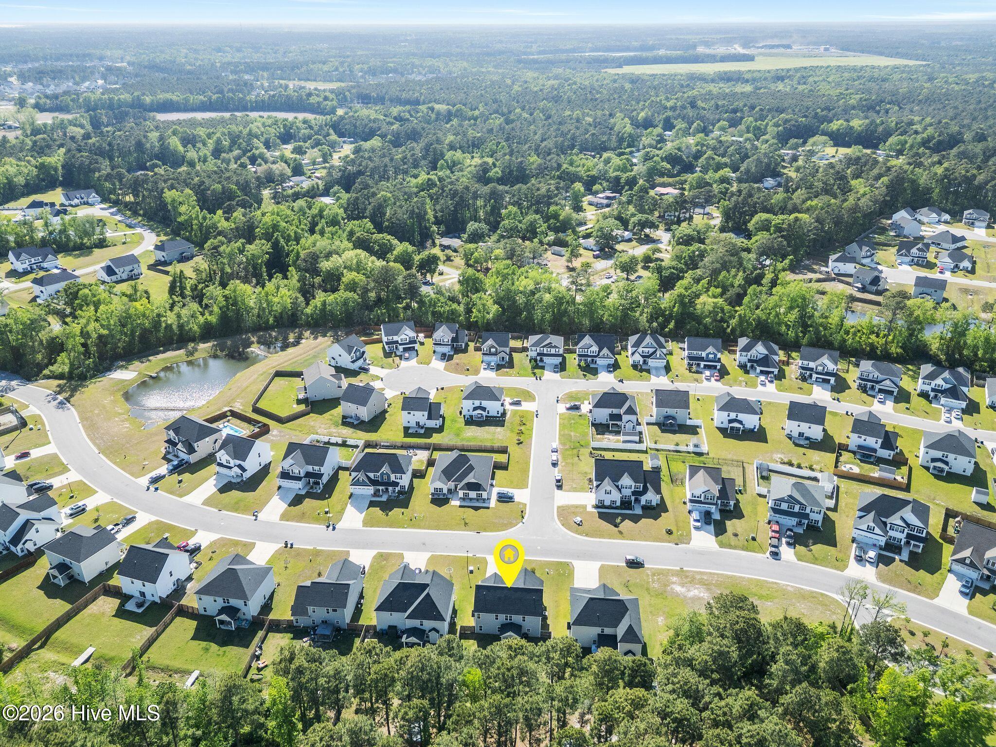 100570227 | Photo 63