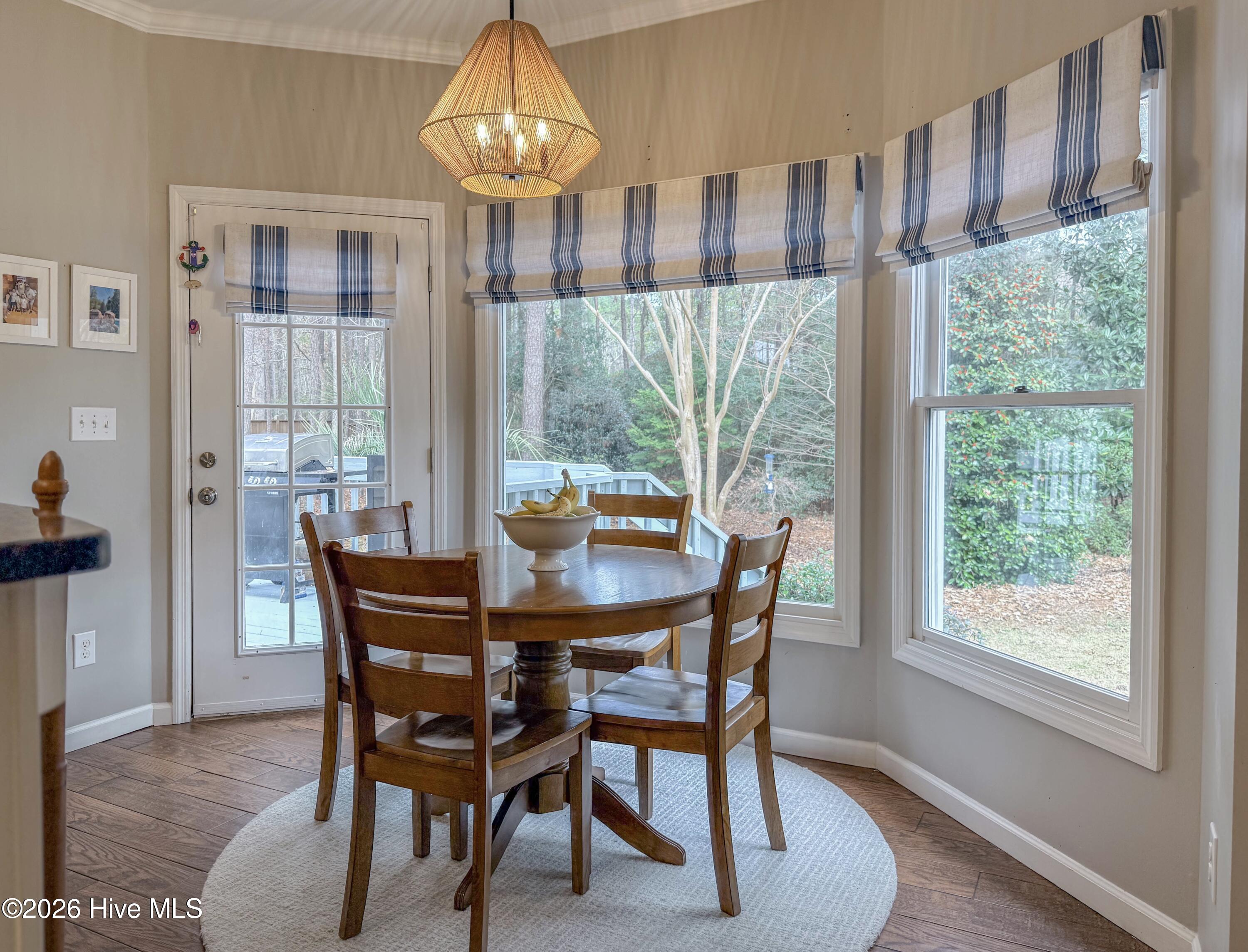 100549521 | Photo 33