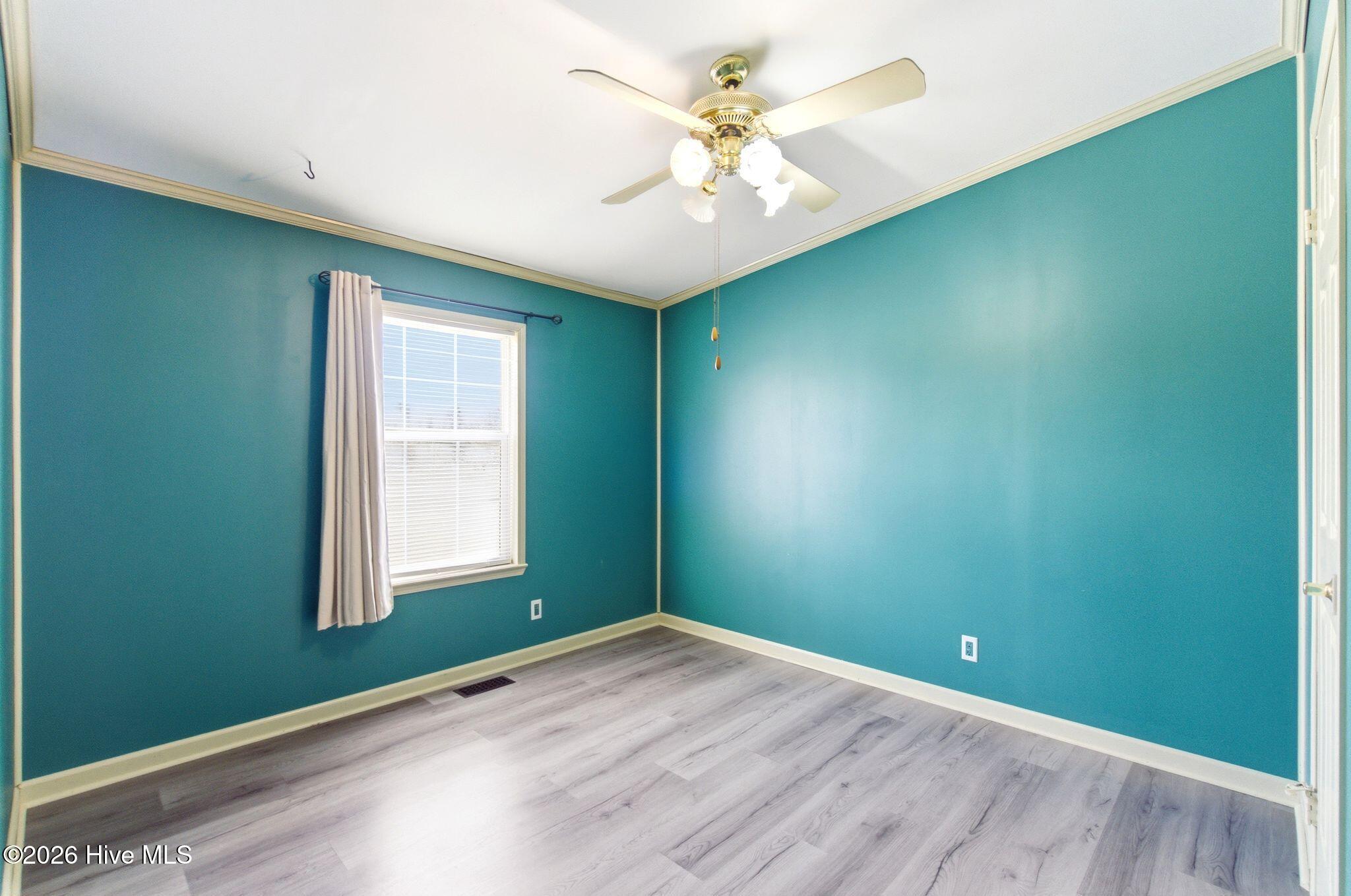 100561551 | Photo 43