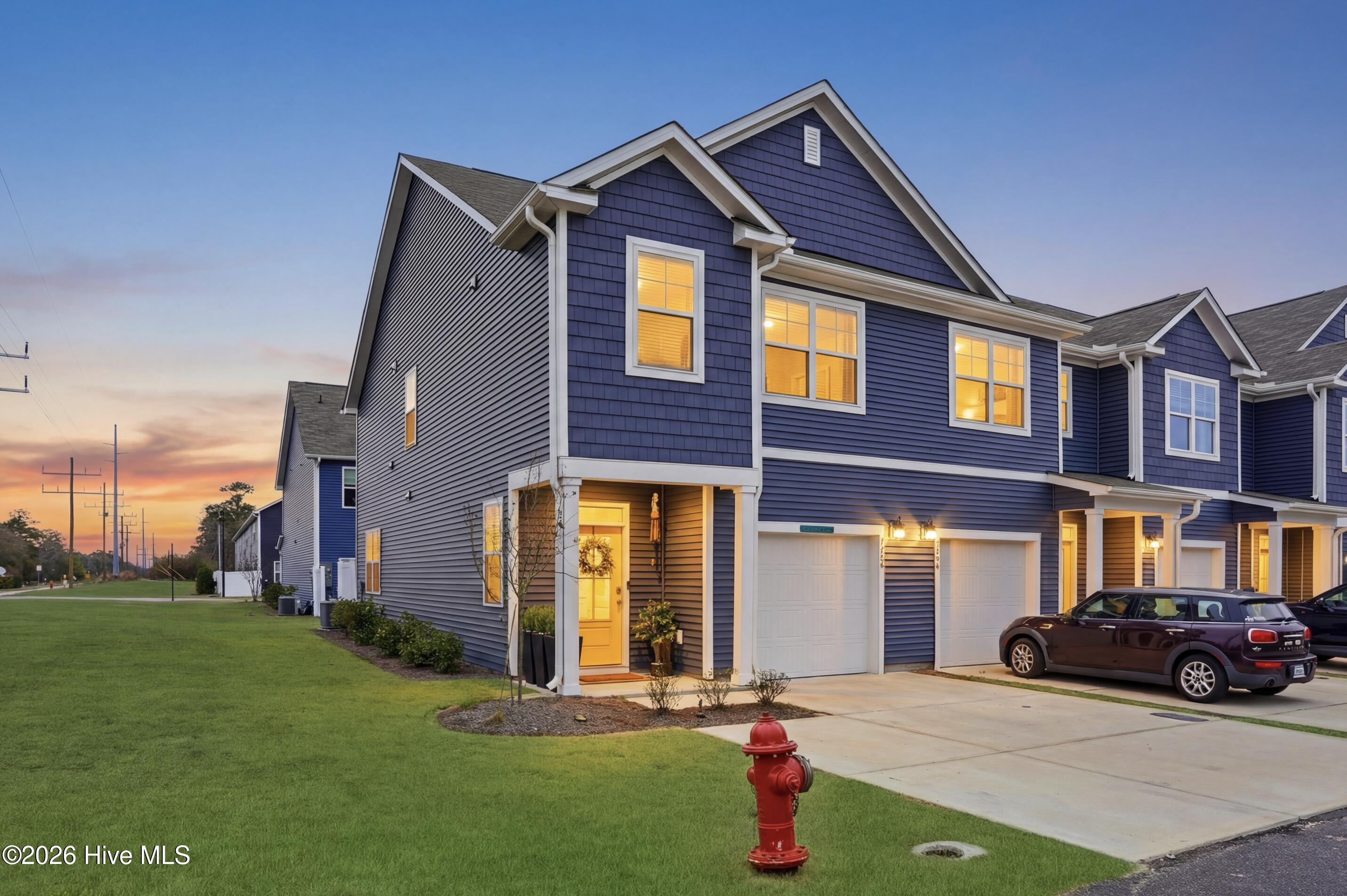 100557529 | Photo 36