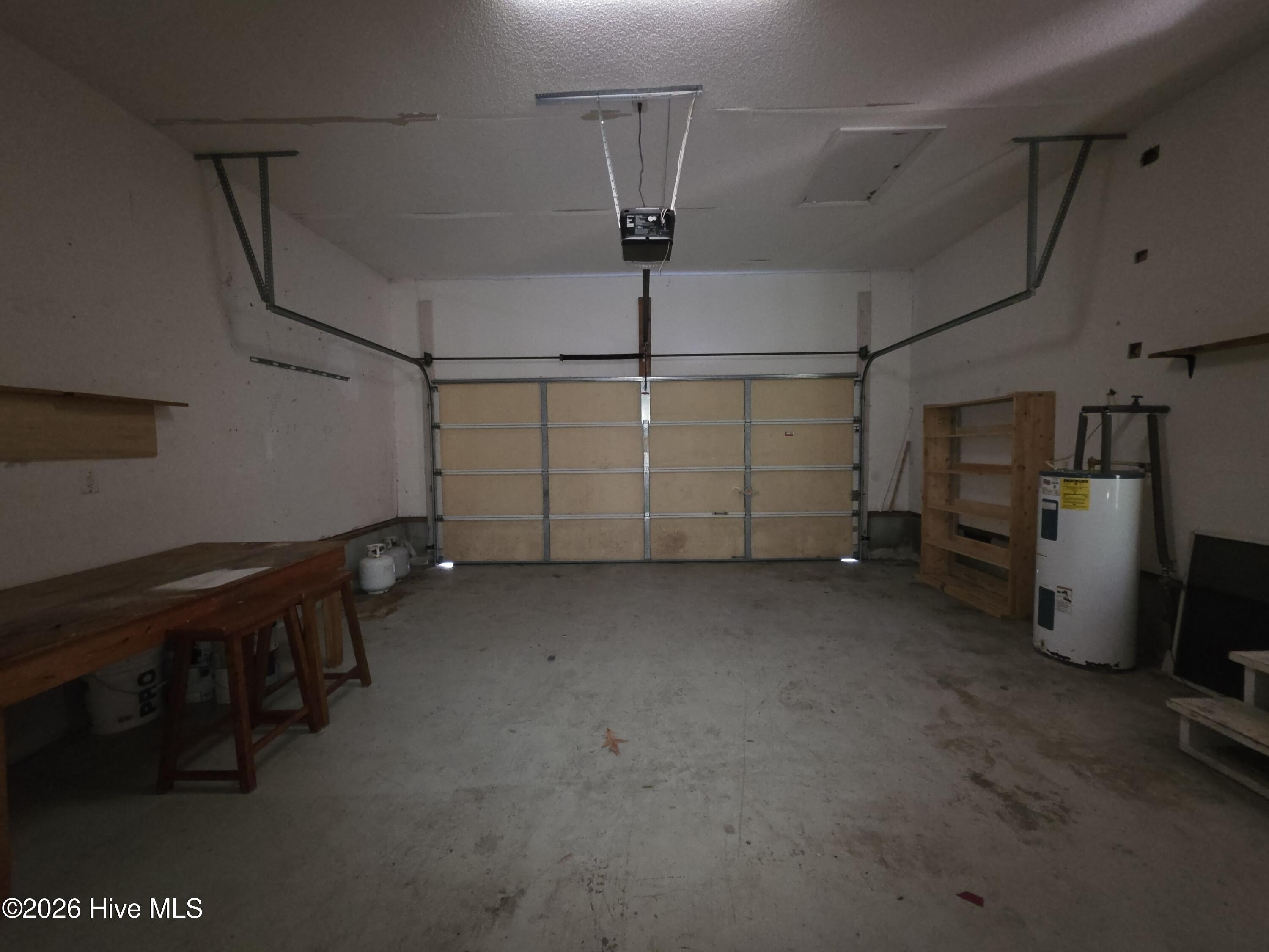 100556255 | Photo 34