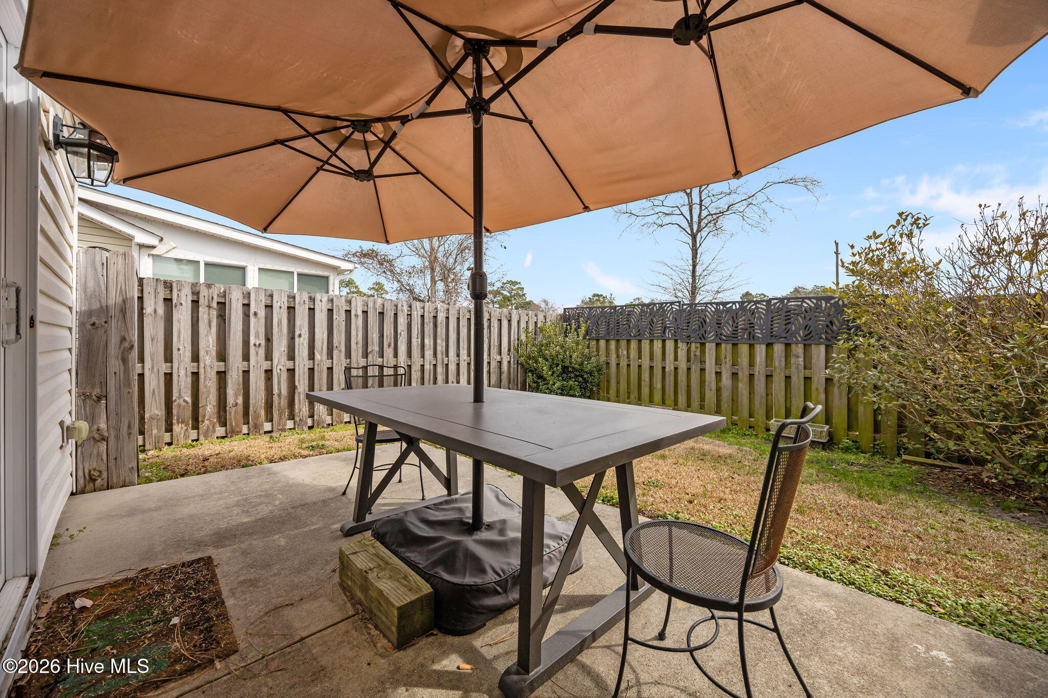 100557016 | Photo 36