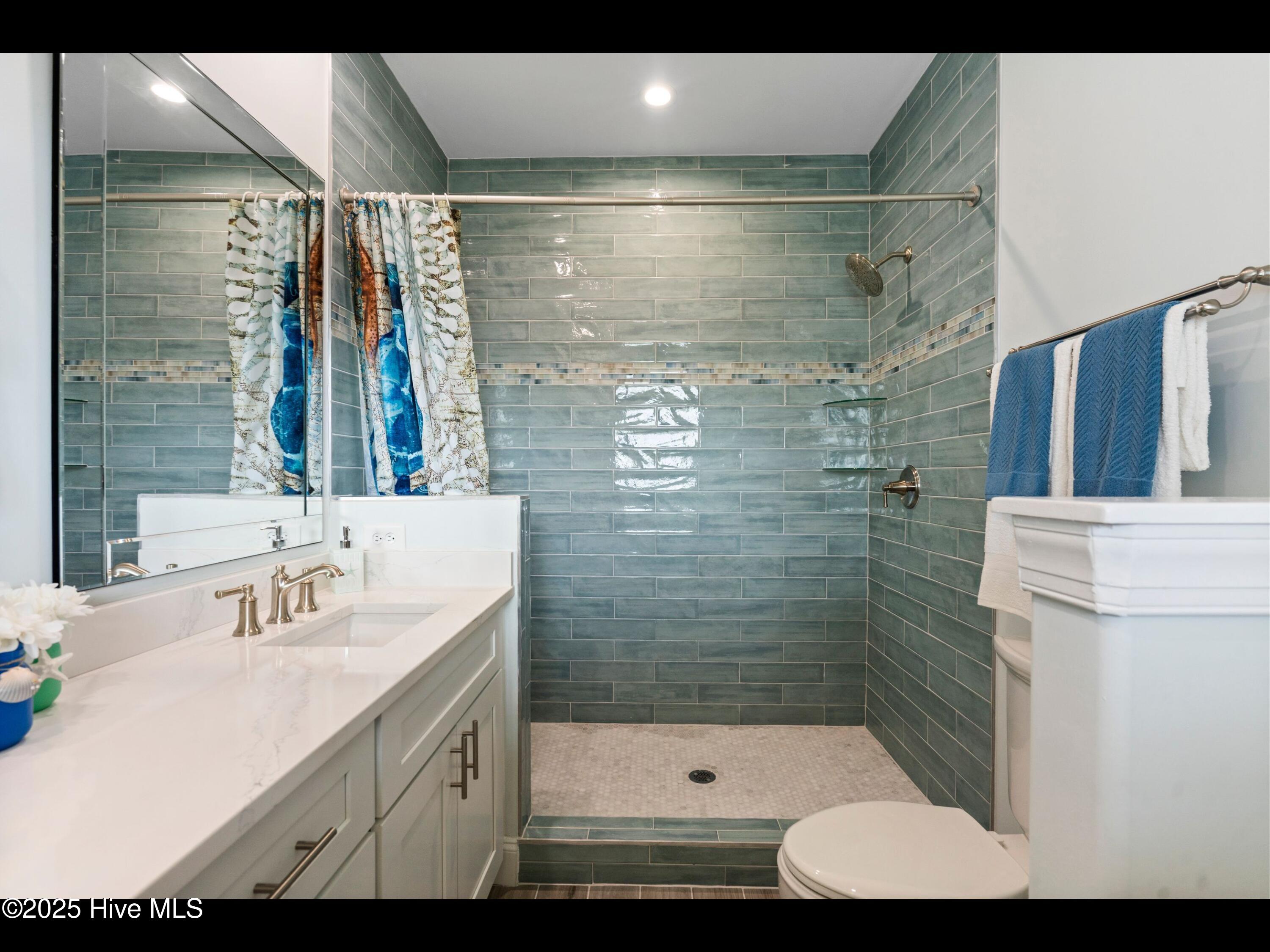 2083 New River Inlet Road A,North Topsail Beach