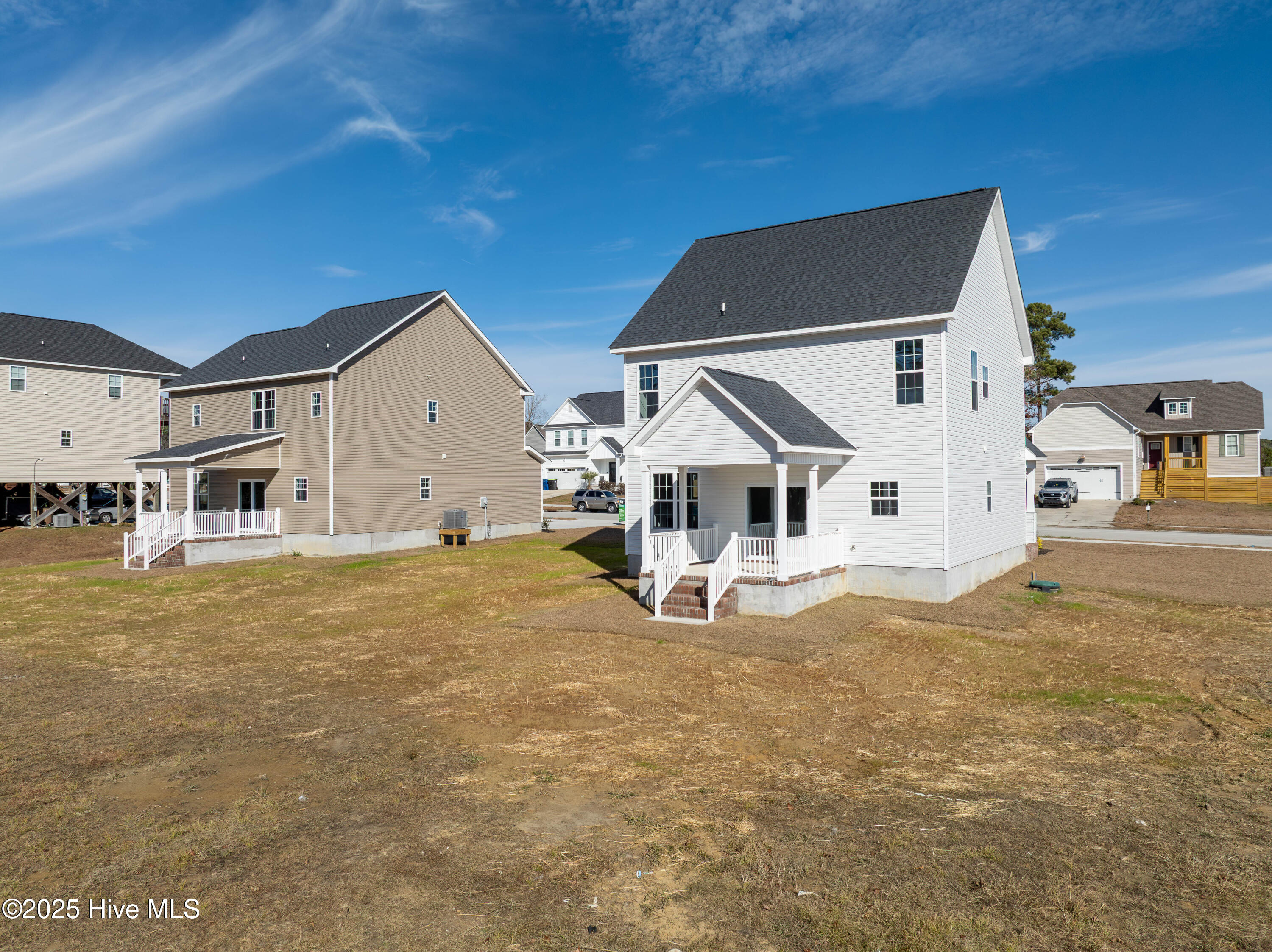 100527049 | Photo 30