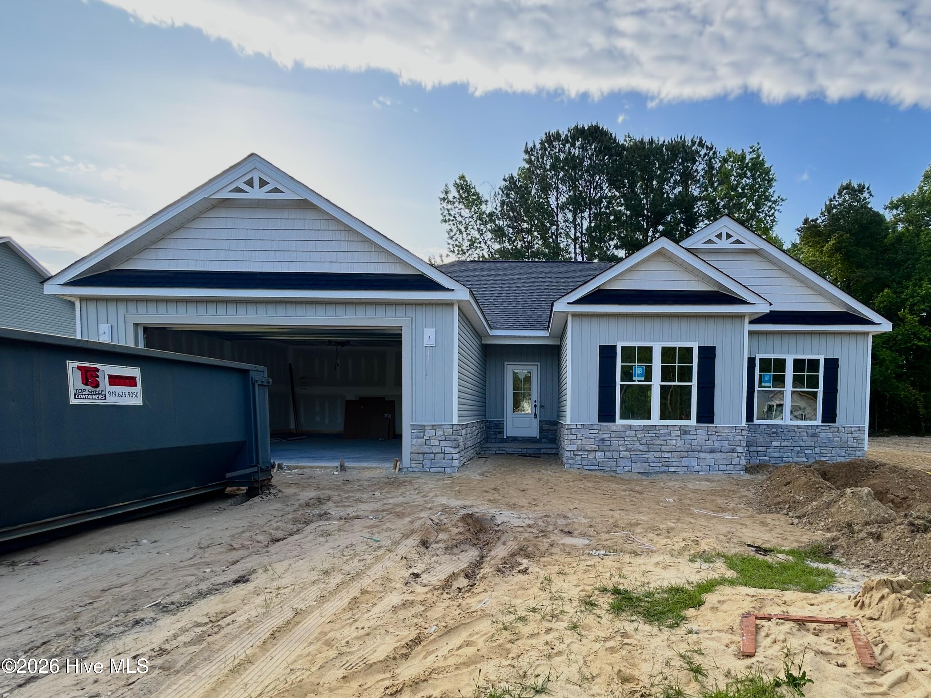 Homes for sale in La Grange, NC | 3715 Huntcliff Dr, La Grange, NC 28551 | MLS# 100563610