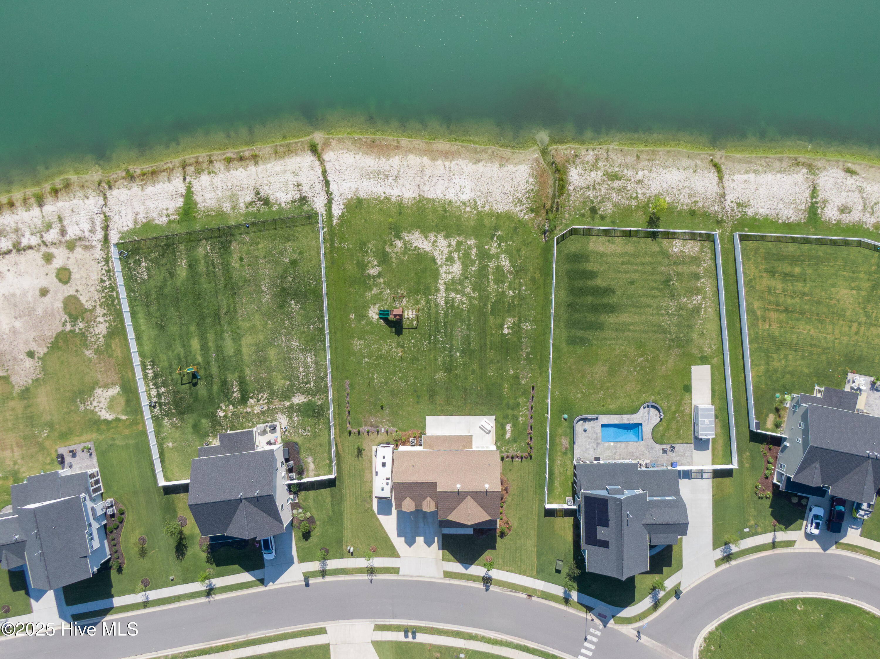 300 Farmstead Loop, Moyock, NC, 27958