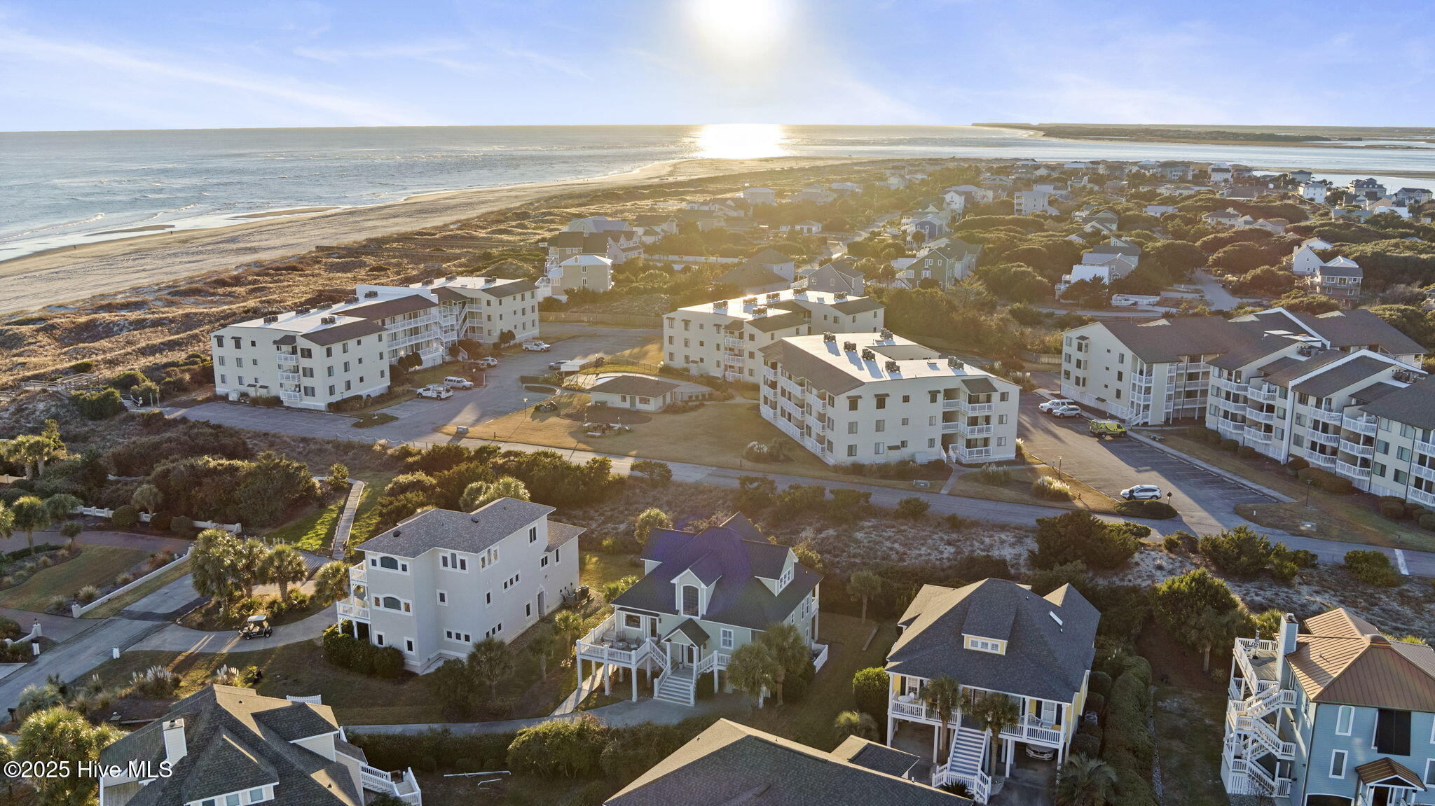 100544331 | Photo 81